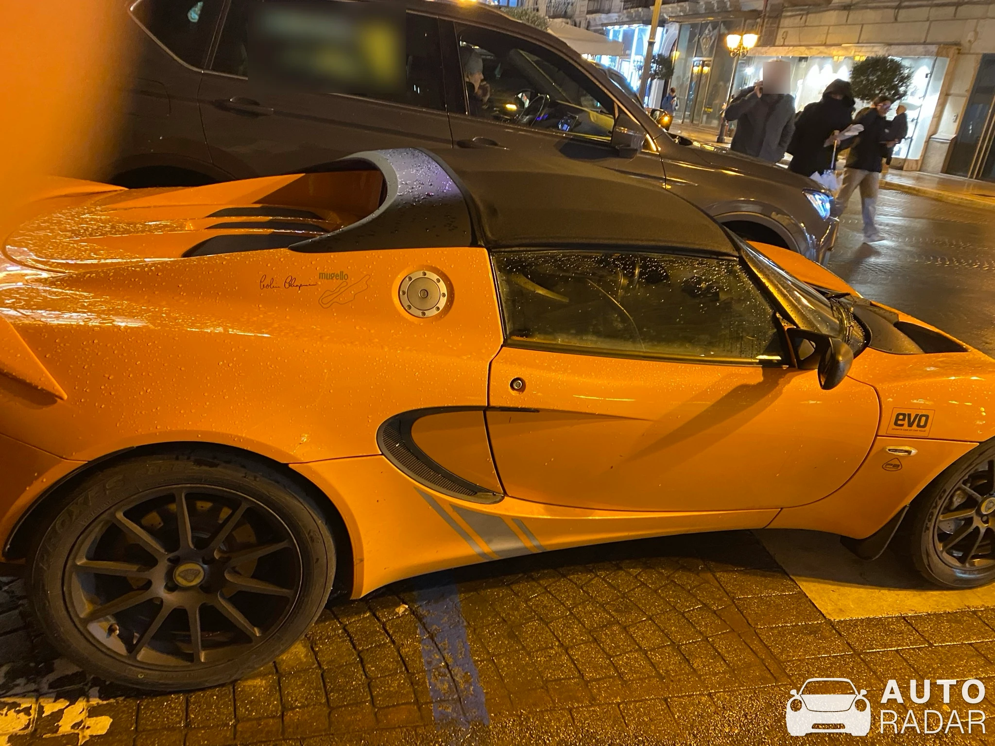 Lotus Elise S2 Type 25 spotted in Taranto