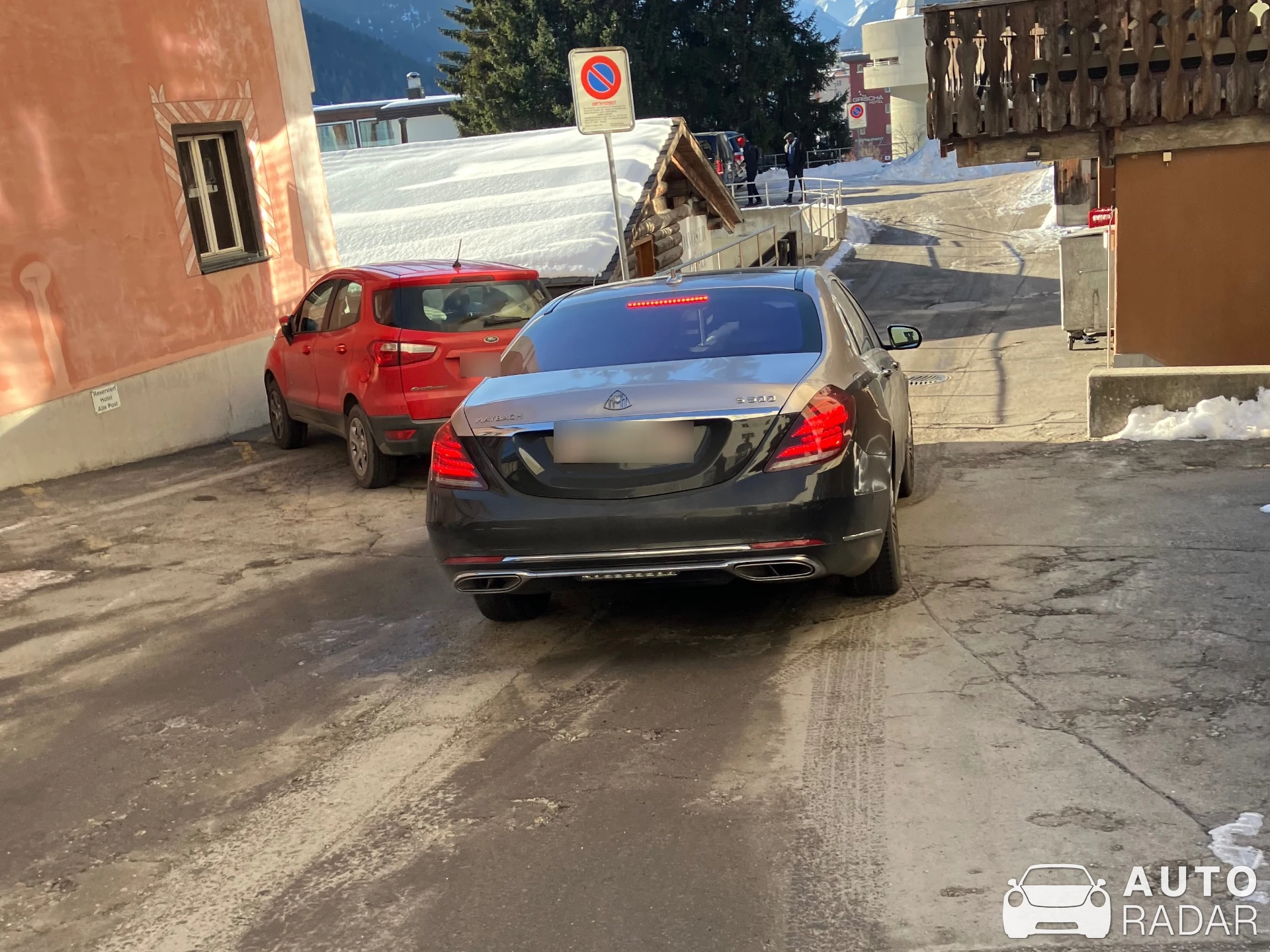 Mercedes-Maybach S 500 spotted in Davos, Switzerland
