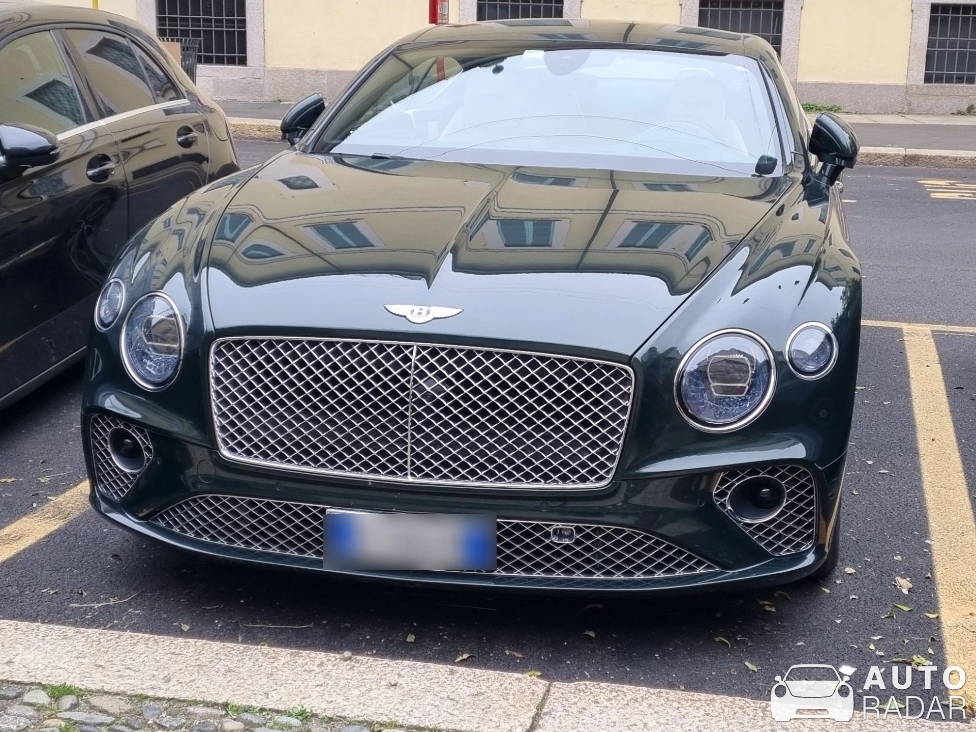 Bentley Continental GT spotted in Milano, Italia