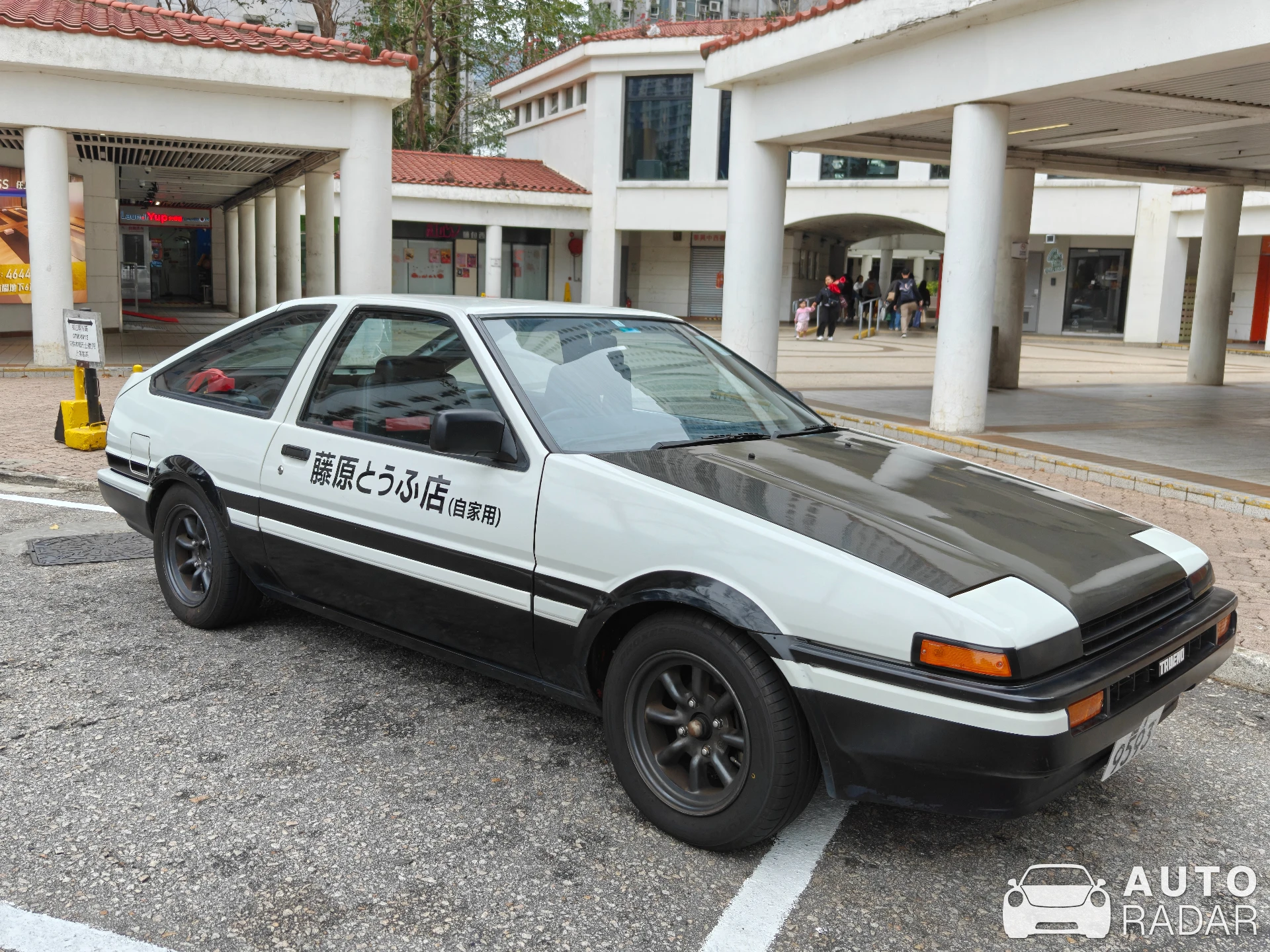 Toyota Sprinter Trueno GT-Apex AE86 spotted in Hong Kong