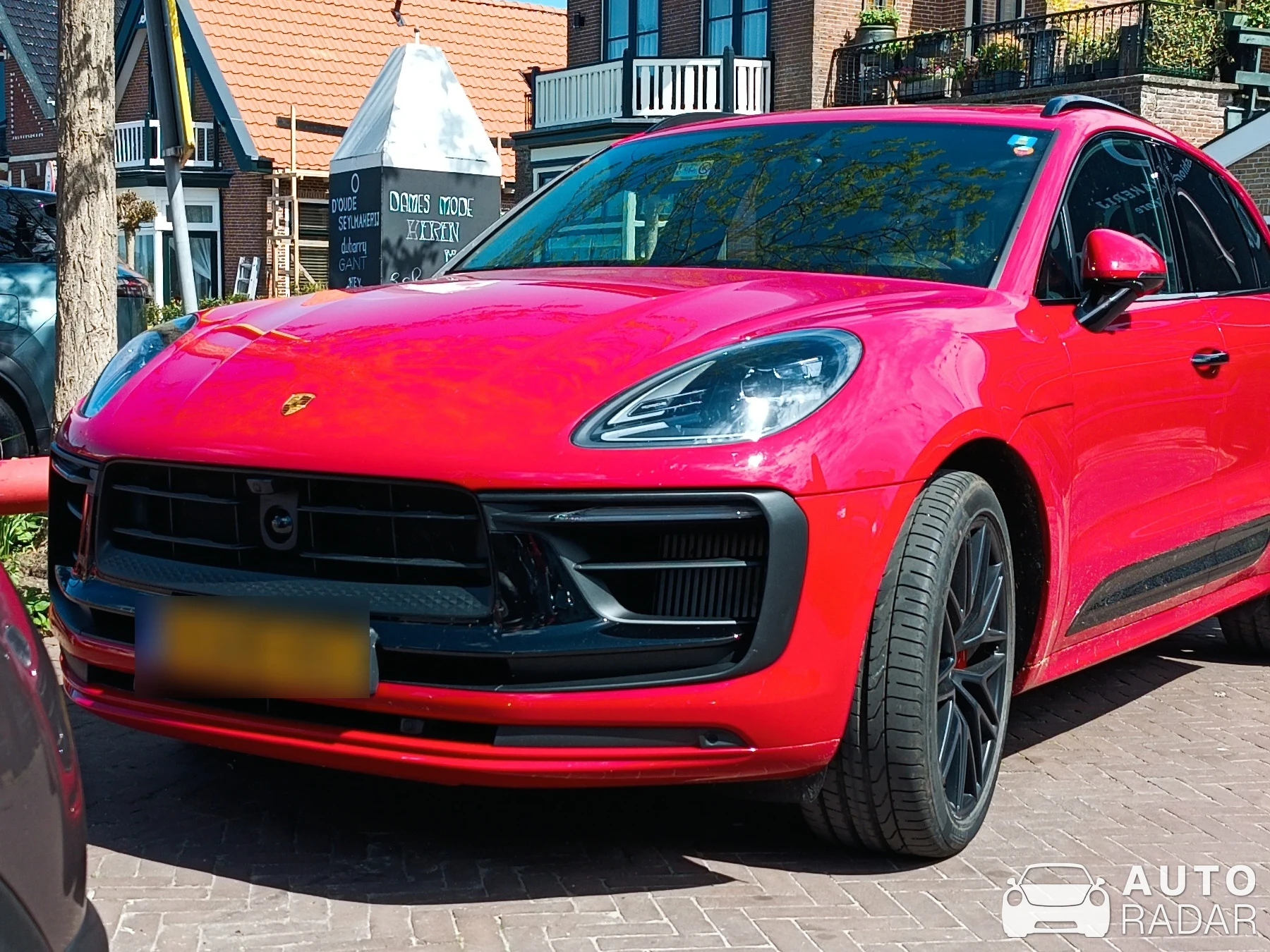 Porsche Macan GTS spotted in Leeuwarden