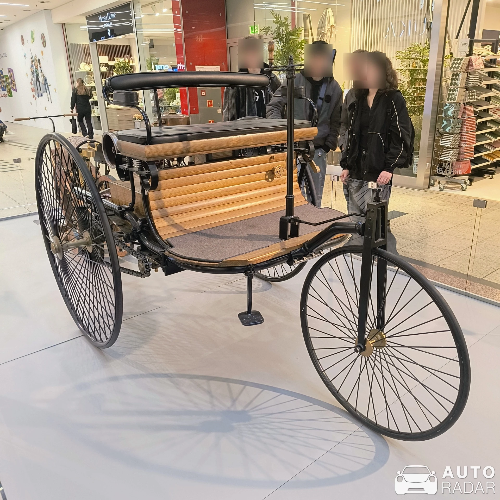 Mercedes-Benz Patent-Motorwagen spotted in Kraków