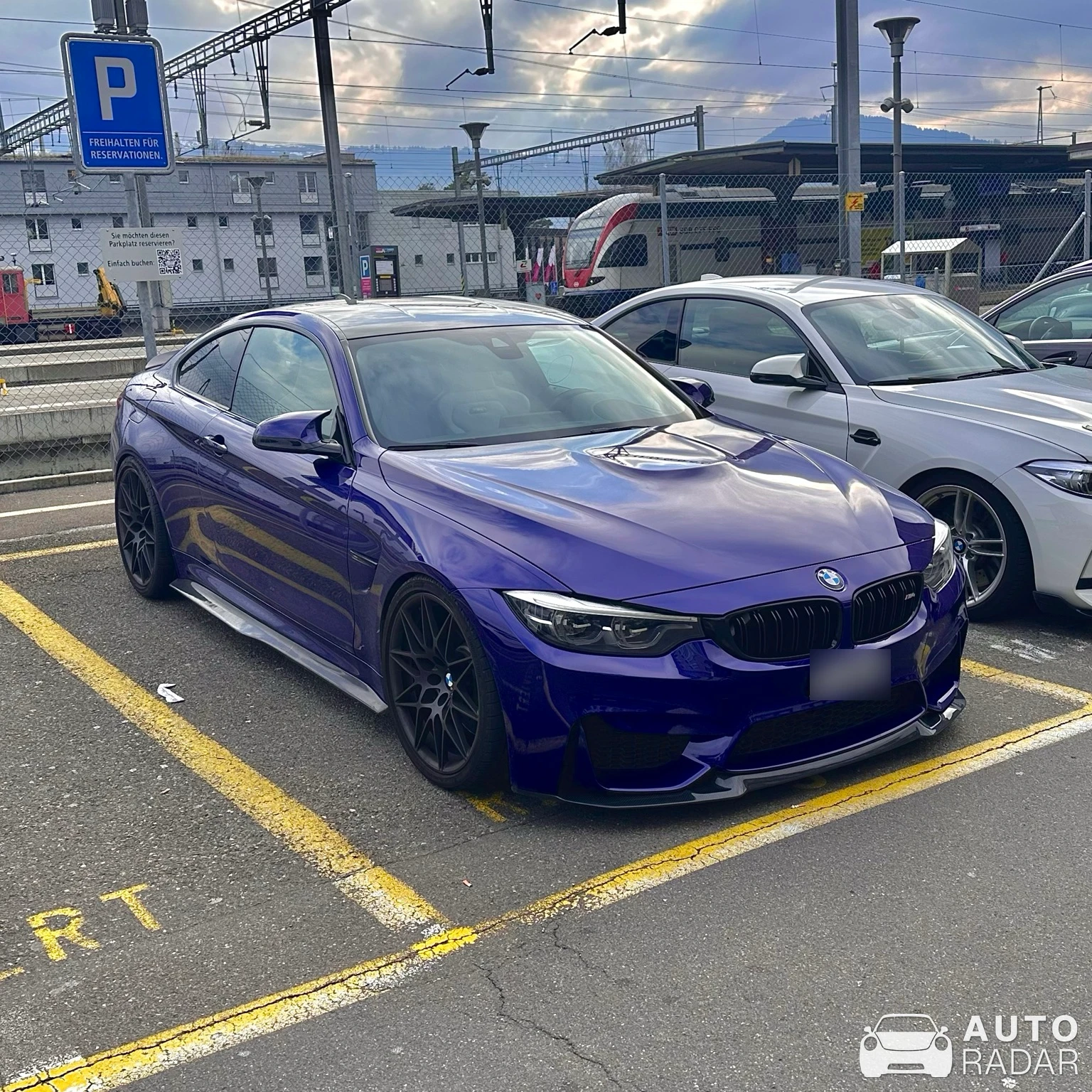 BMW M4 F82 Coupé Edition ///M Heritage spotted in Rapperswil-Jona