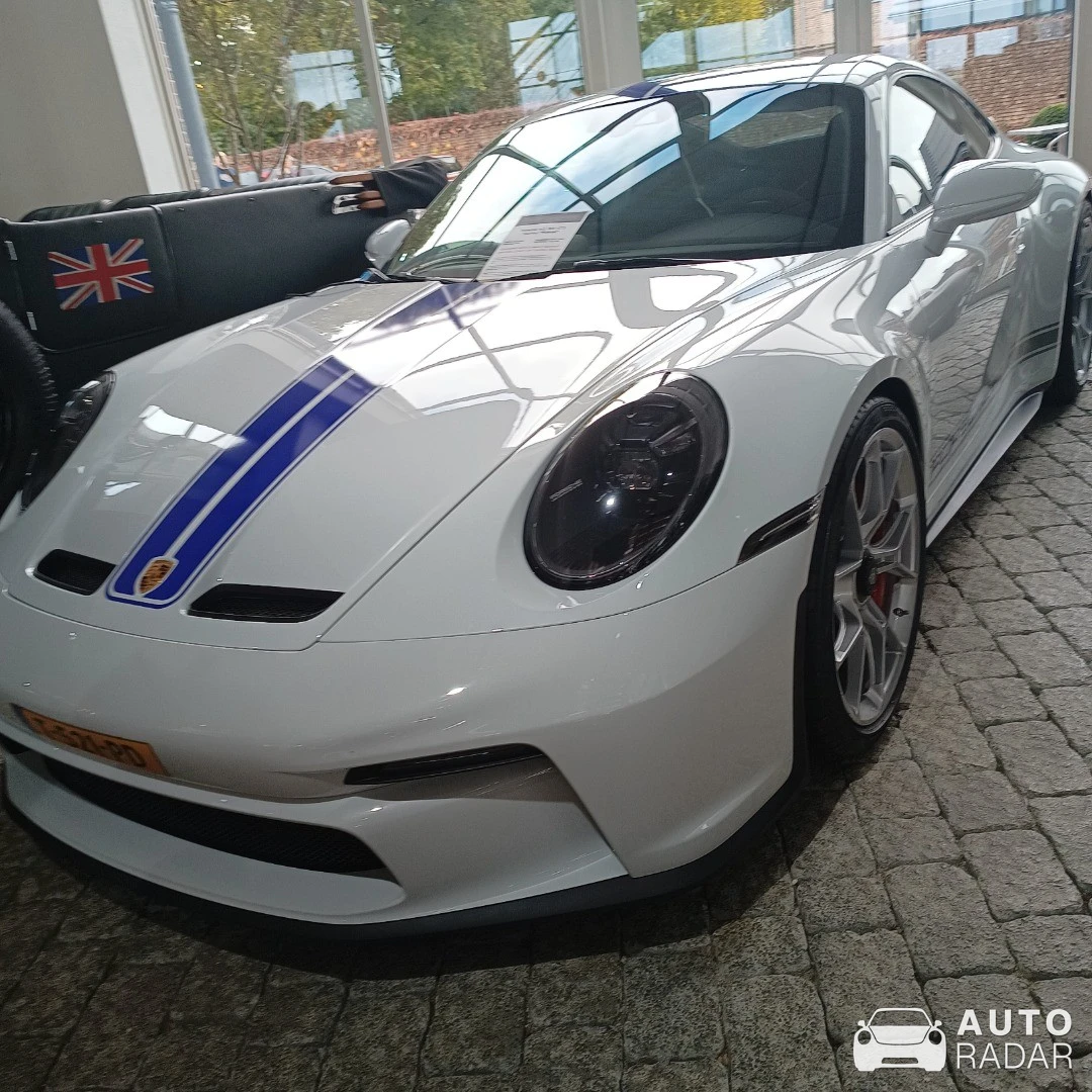 Porsche 992 GT3 Touring MkI spotted in Brummen, Netherlands