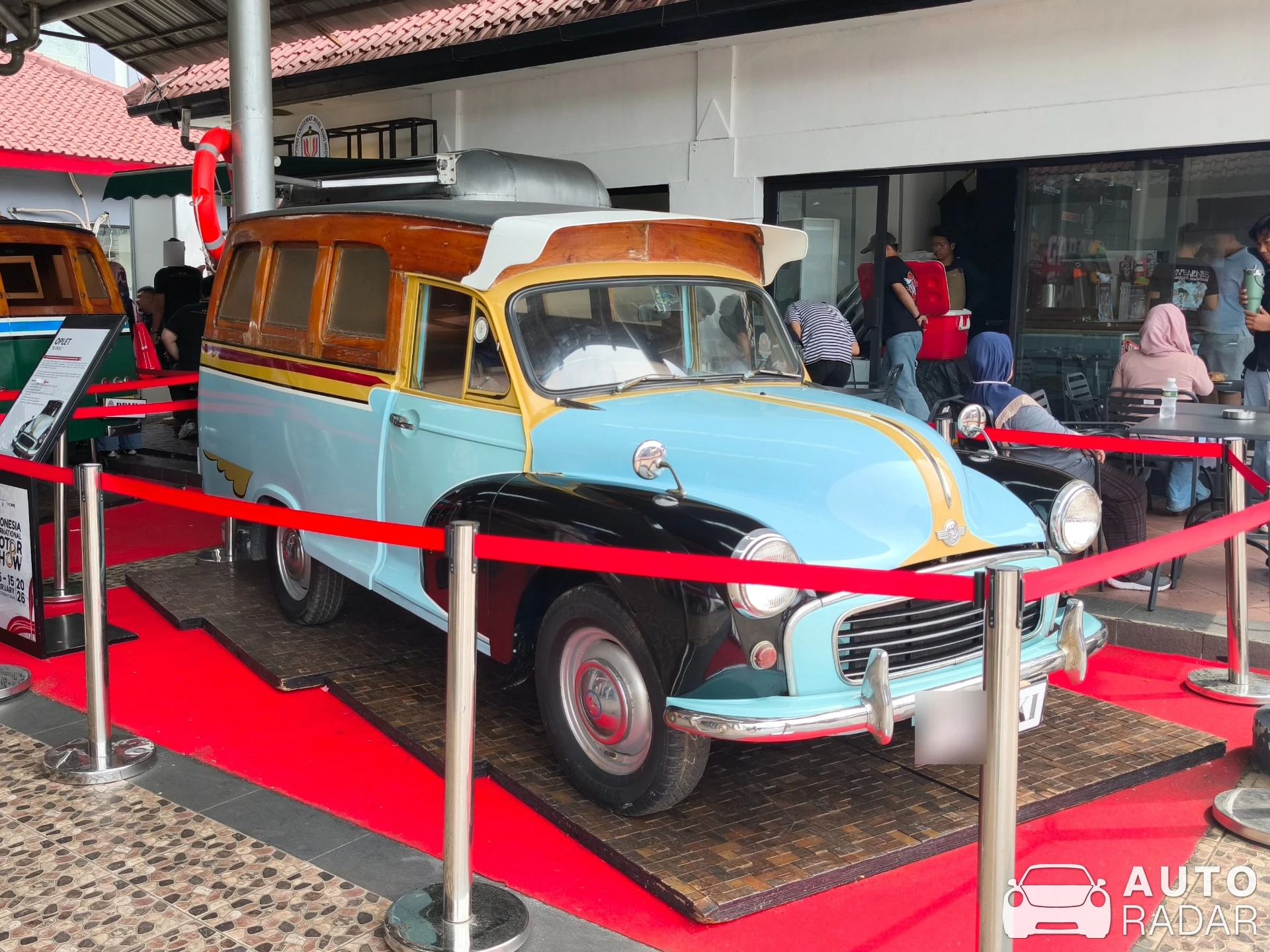 Morris Minor spotted