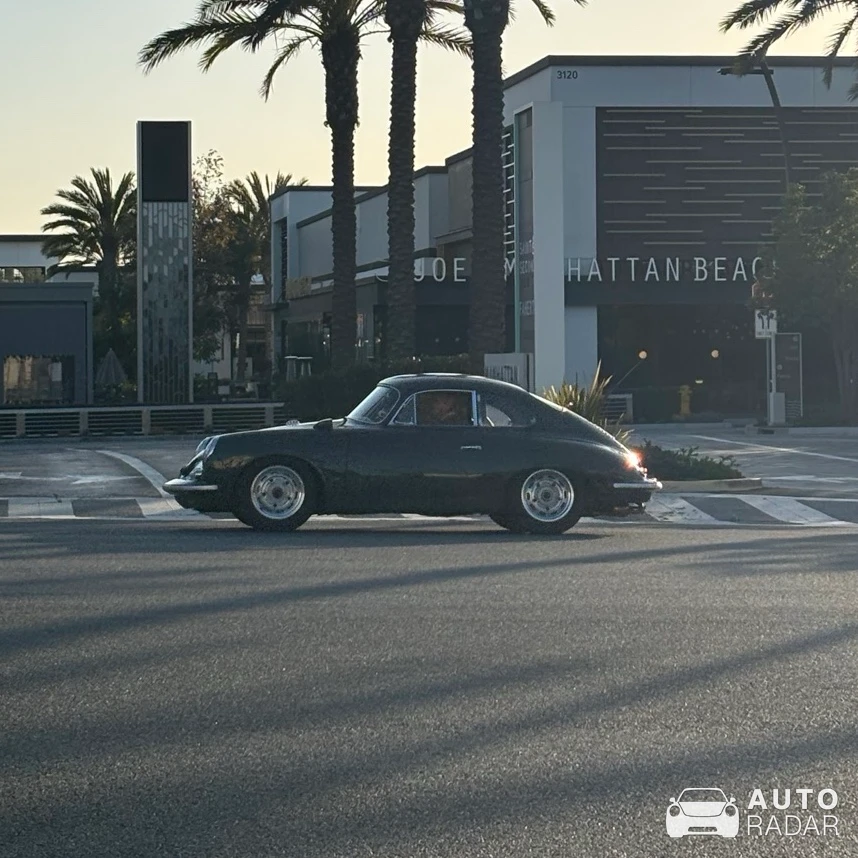 Porsche 356 spotted in Manhattan Beach, United States
