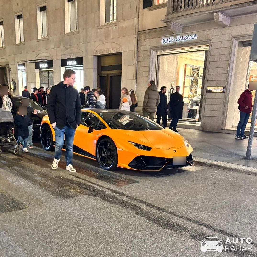 Lamborghini Huracán LP640-4 EVO Fluo Capsule spotted in Milano