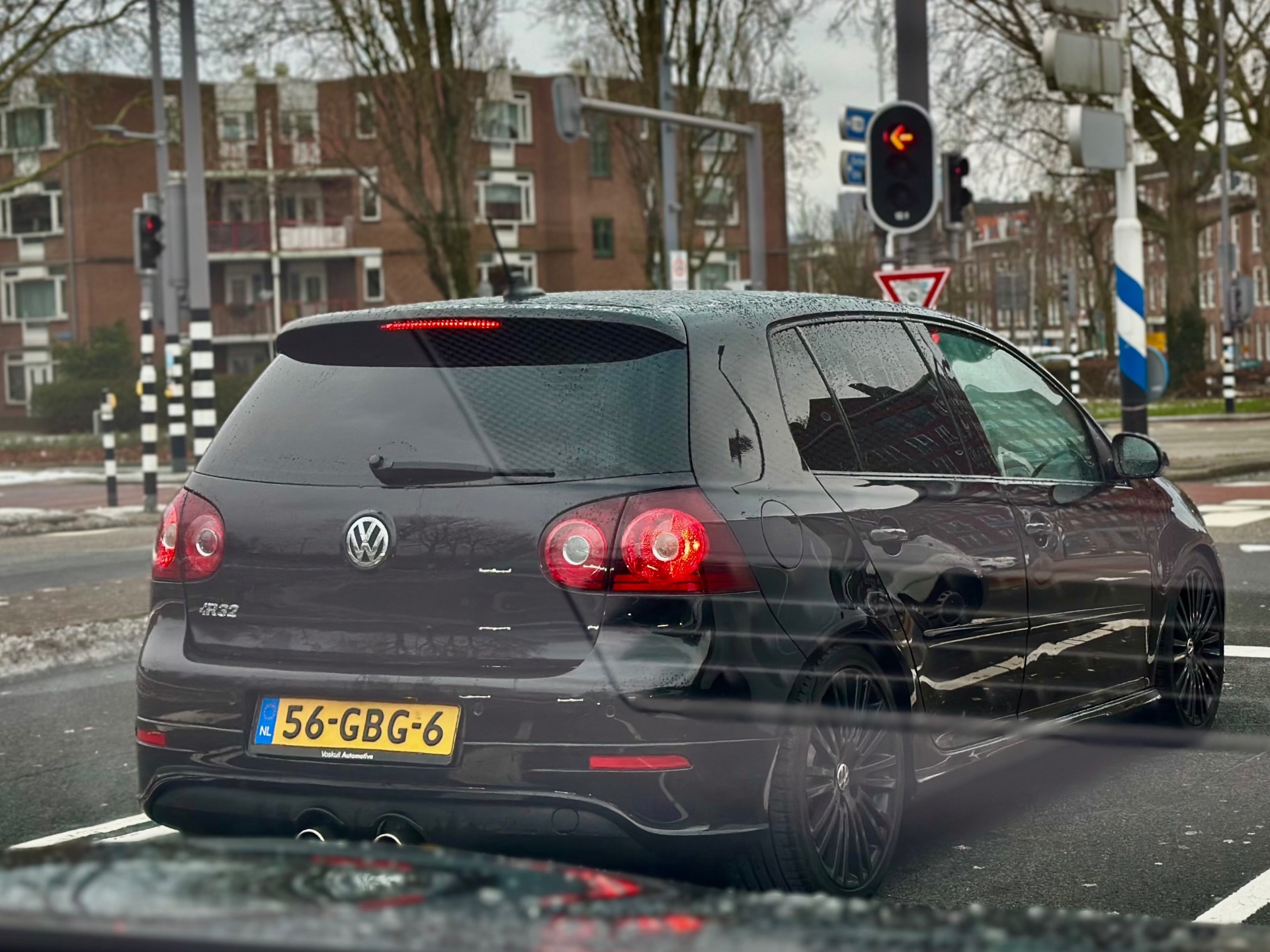 Volkswagen Golf V R32