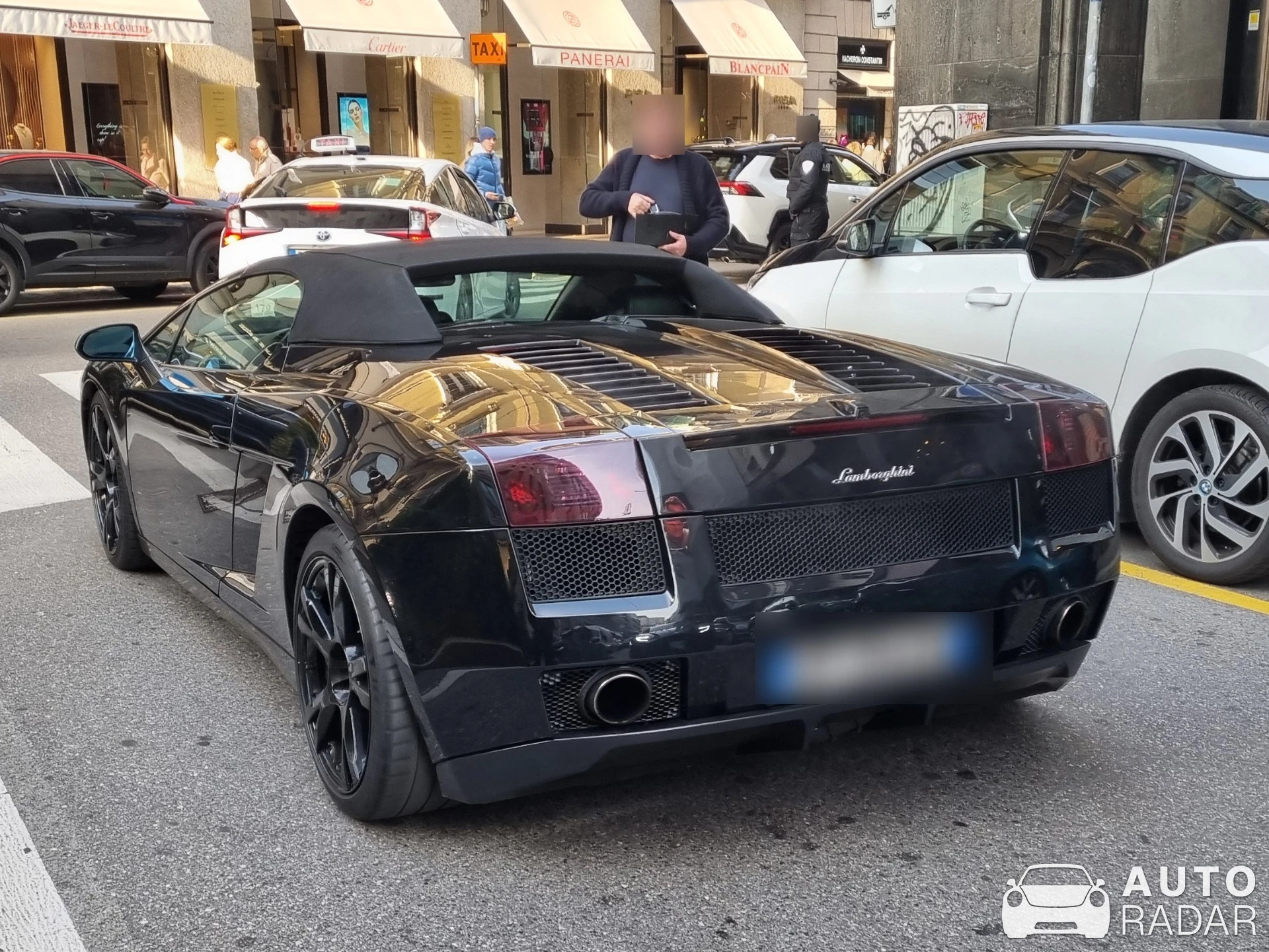 Lamborghini Gallardo LP550-2 Spyder spotted in Milano, Italia
