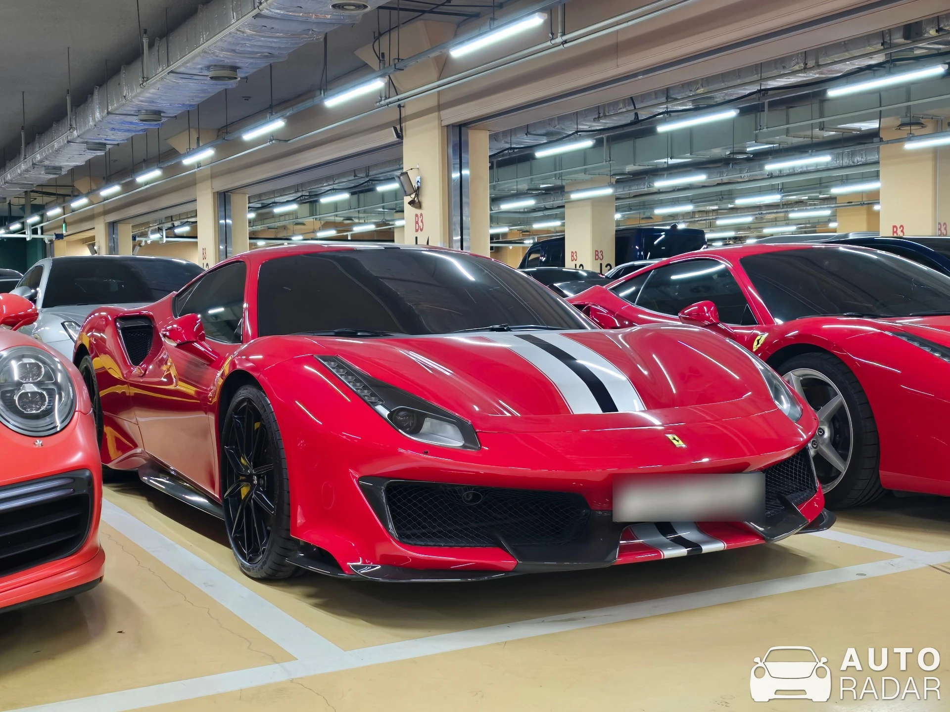 Ferrari 488 Pista spotted in 서초구, 대한민국