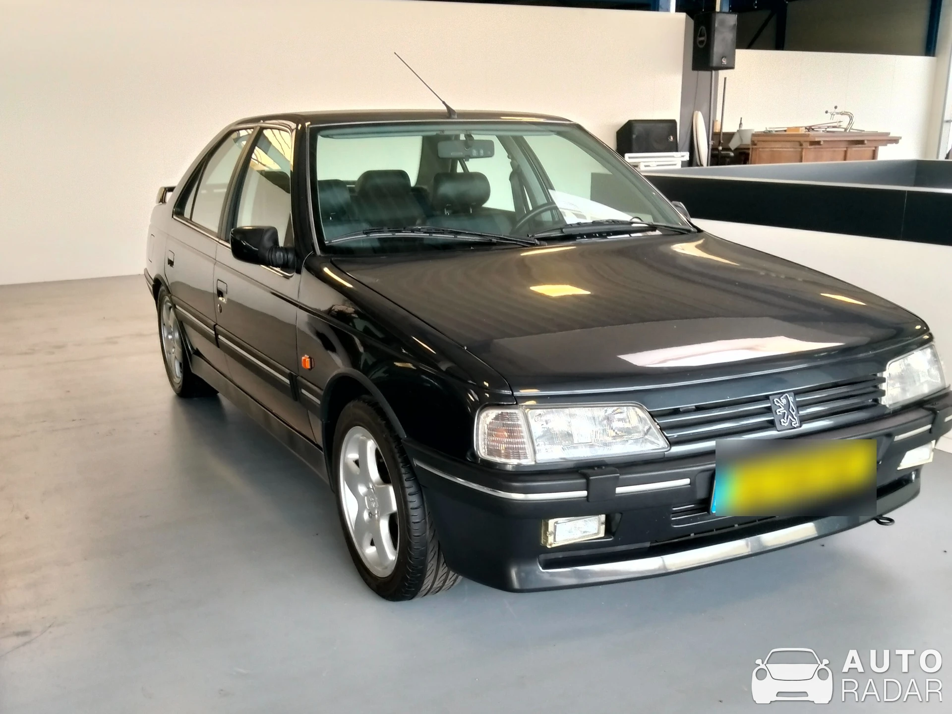 Peugeot 405 spotted in Hengelo
