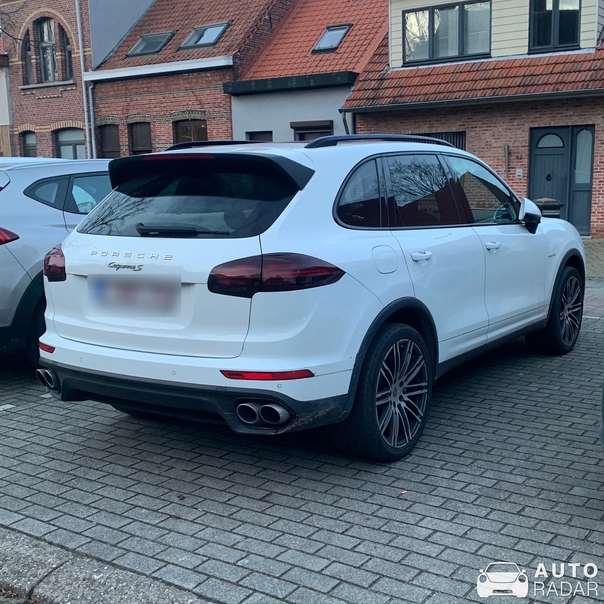 Porsche Cayenne S spotted in Schoten, België