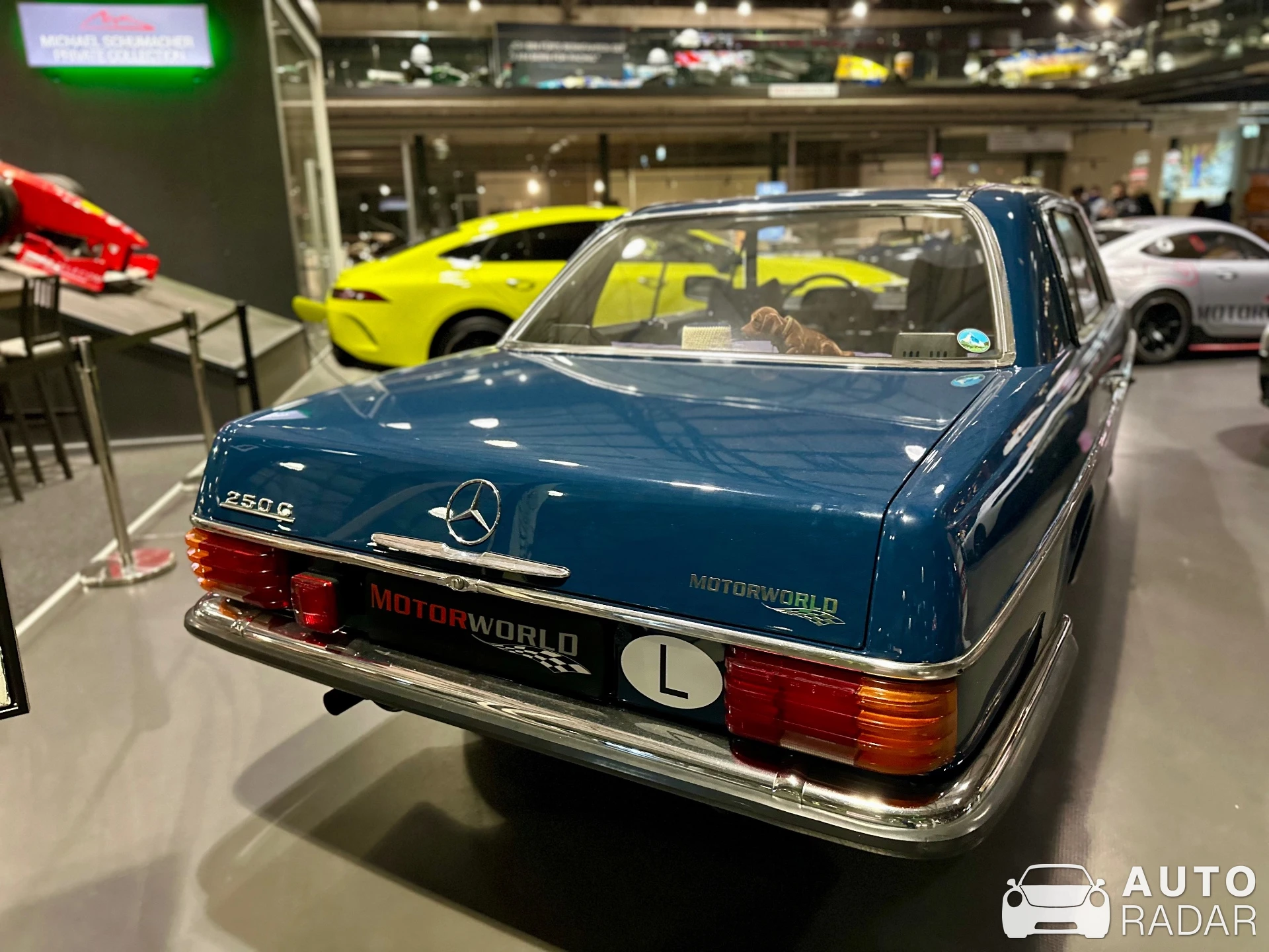 Mercedes-Benz 250C W114 spotted in Köln