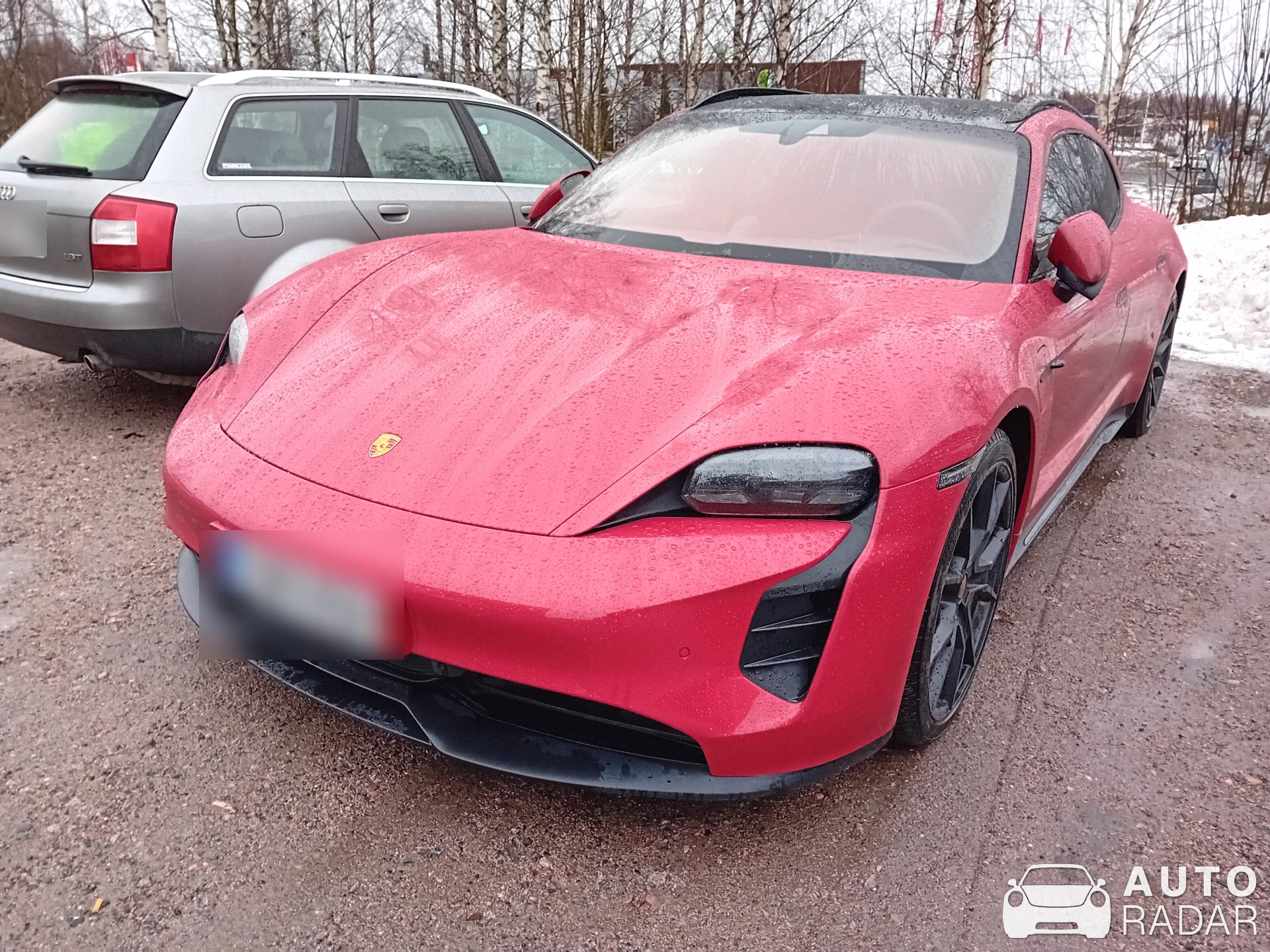 Porsche Taycan GTS Cross Turismo spotted in Hämeenlinna, Suomi