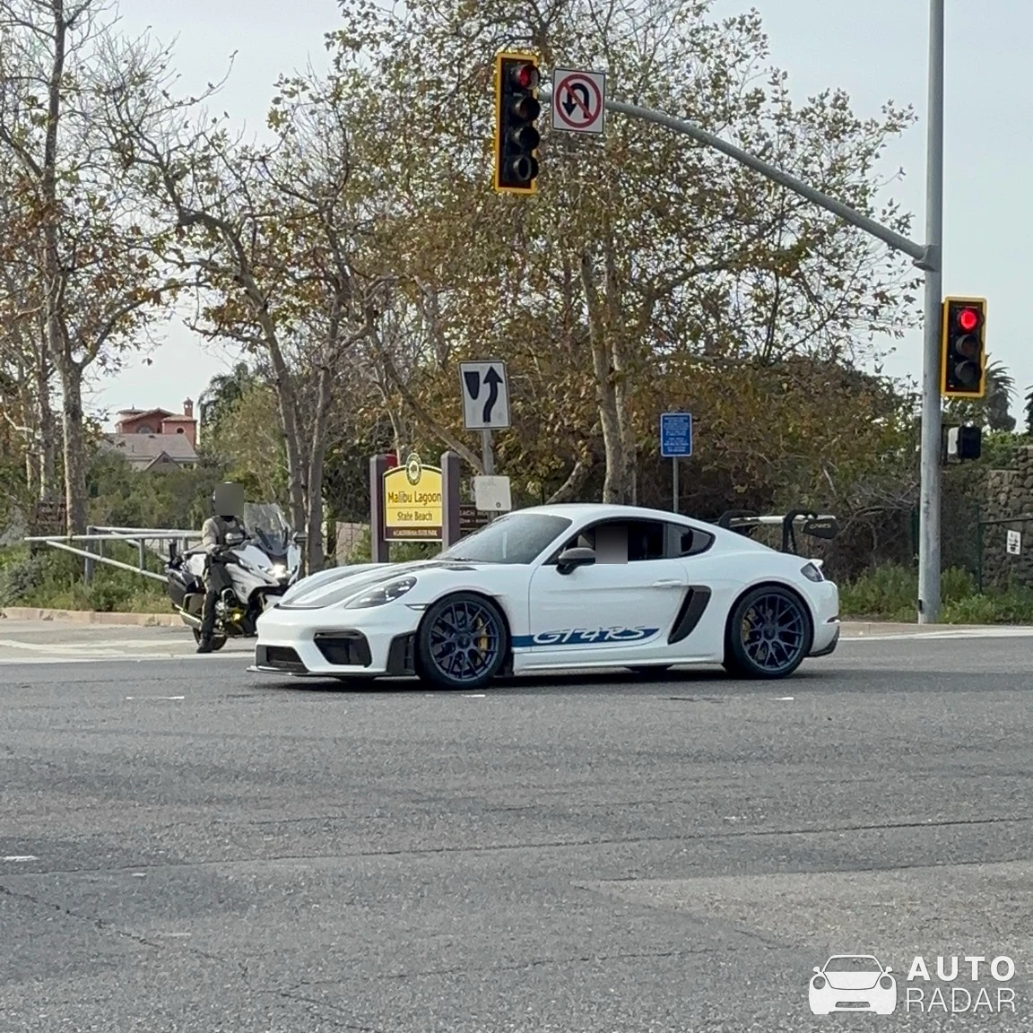 Porsche 718 Cayman GT4 RS spotted in Malibu, United States