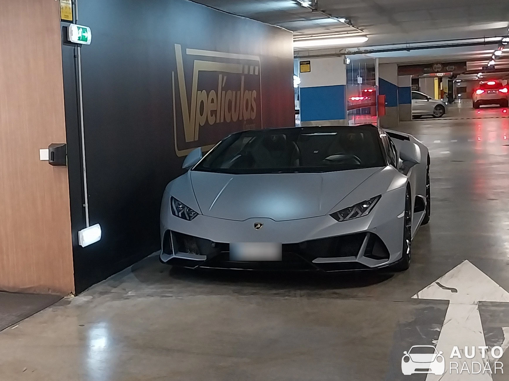 Lamborghini Huracán LP640-4 EVO Spyder spotted in Cascais, Portugal