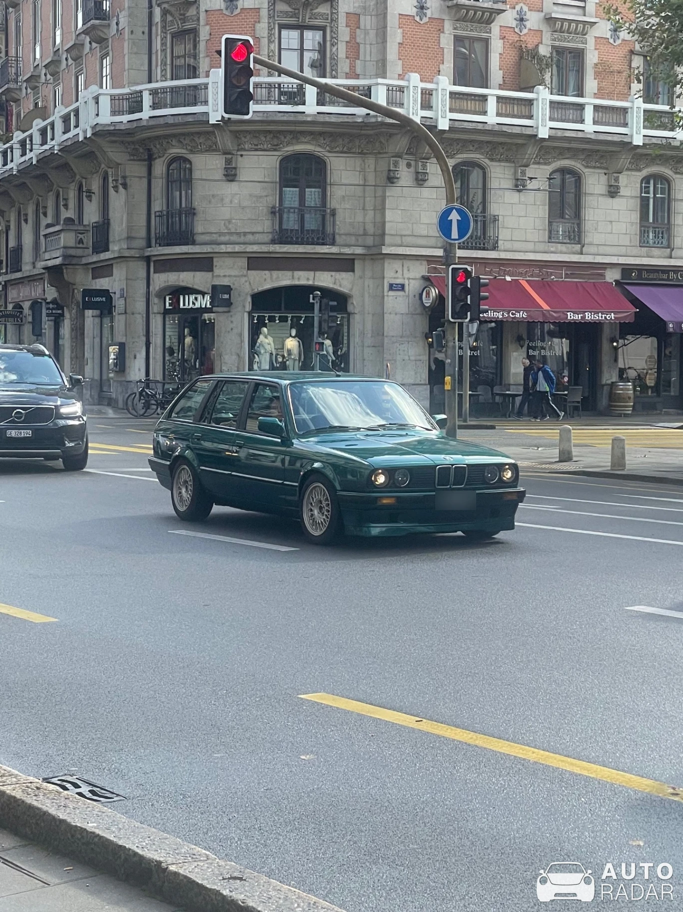 BMW 3 Series E30 spotted in Genève, Switzerland