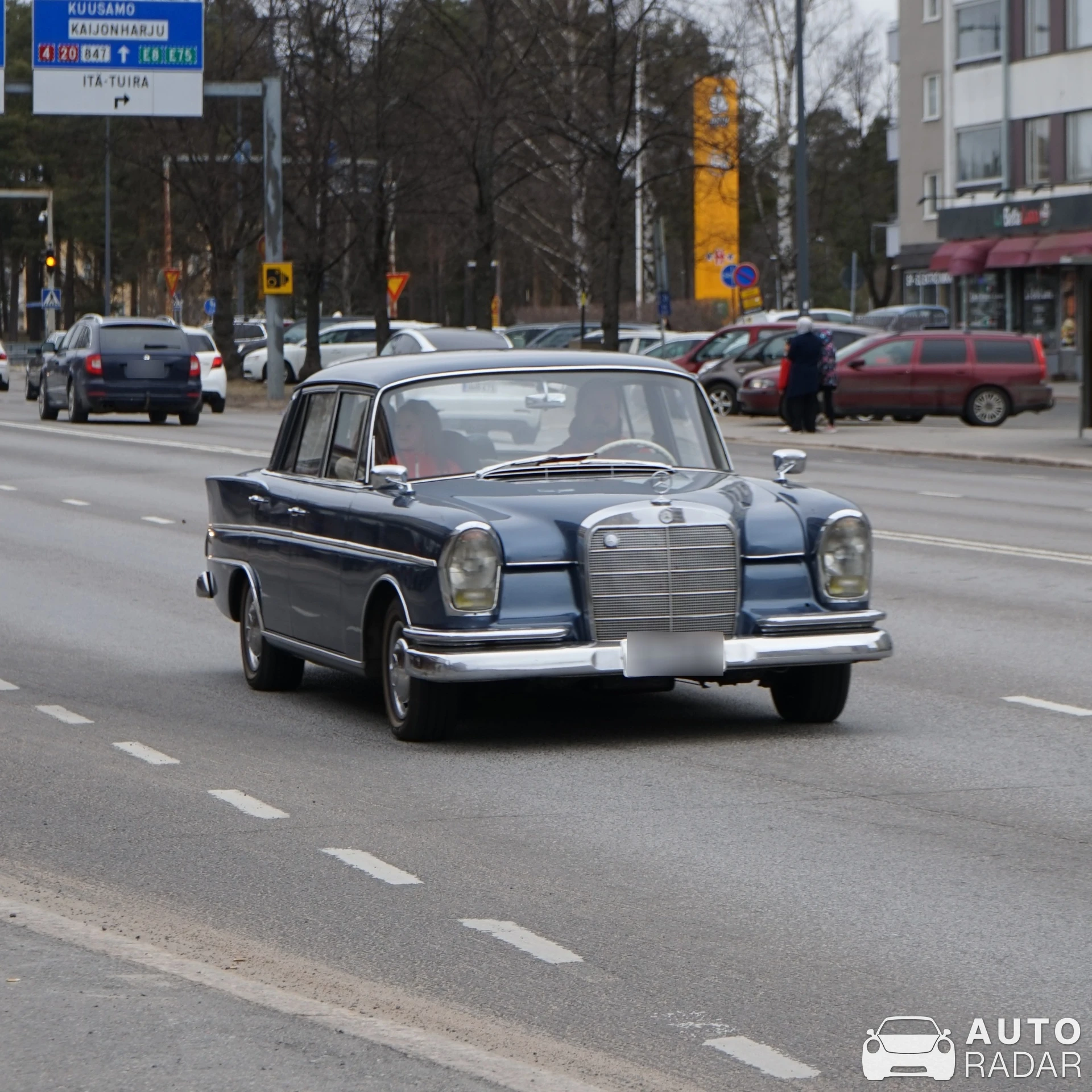 Mercedes-Benz W111 spotted in Oulu, Finland