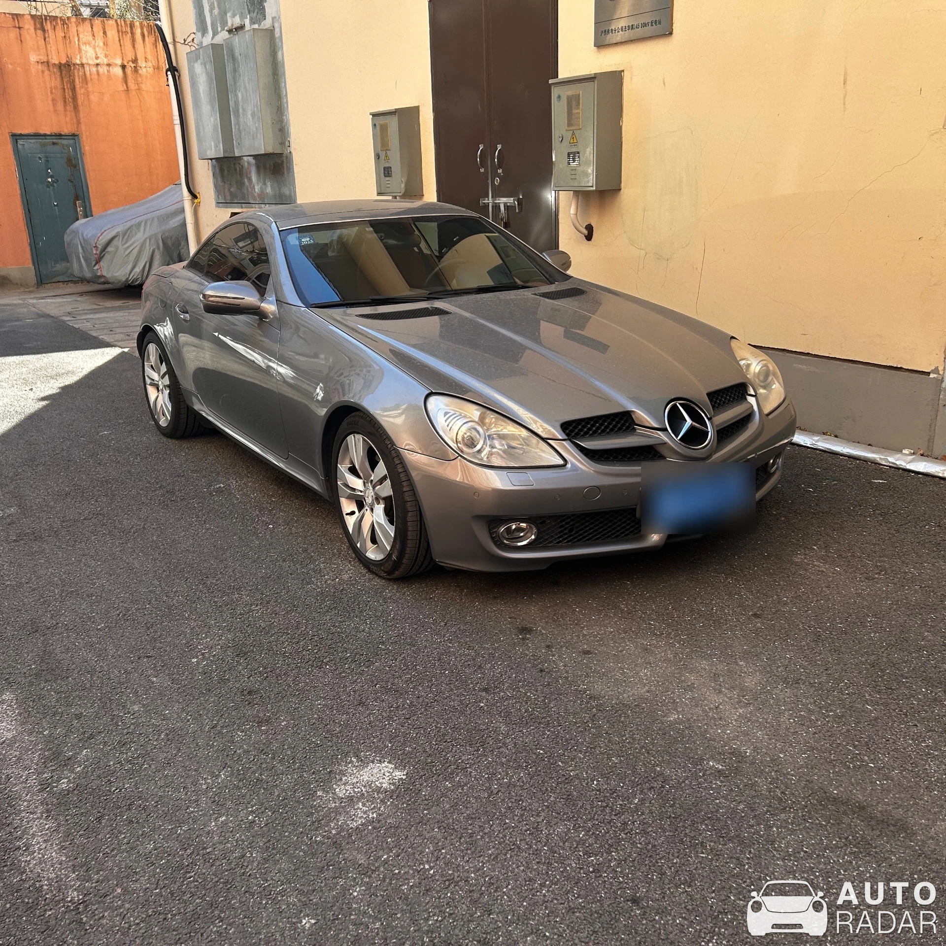 Mercedes-Benz SLK-Klasse R171 spotted in 长宁区, 中国