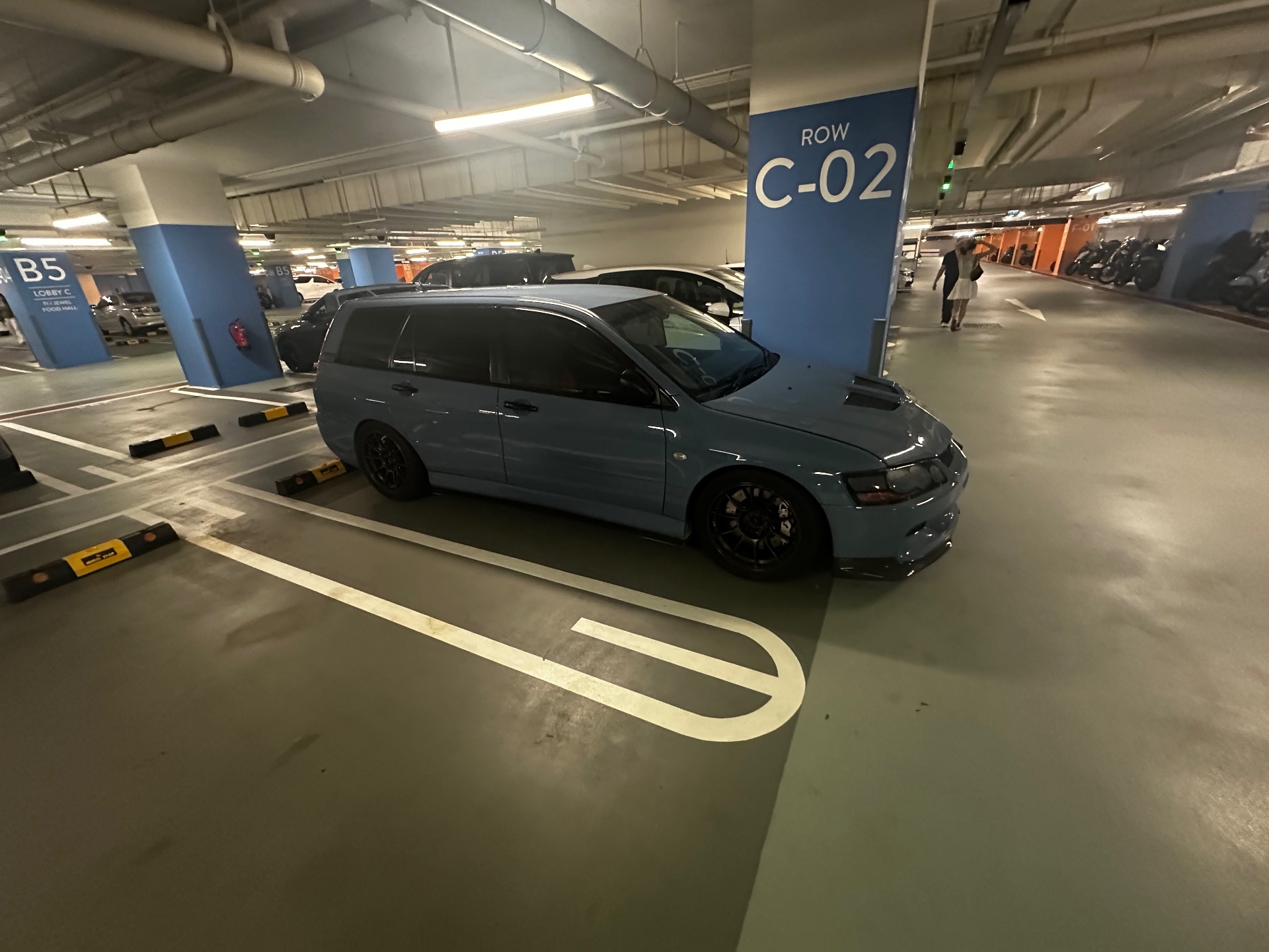 Mitsubishi Lancer Evolution IX Wagon MR