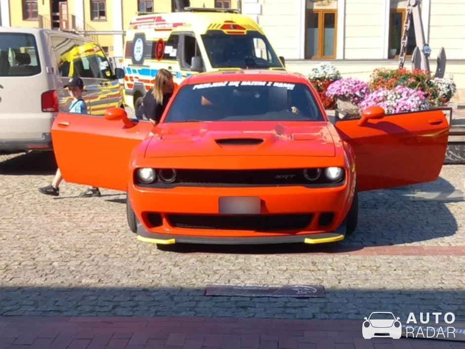 Dodge Challenger SRT Hellcat spotted in Zamość