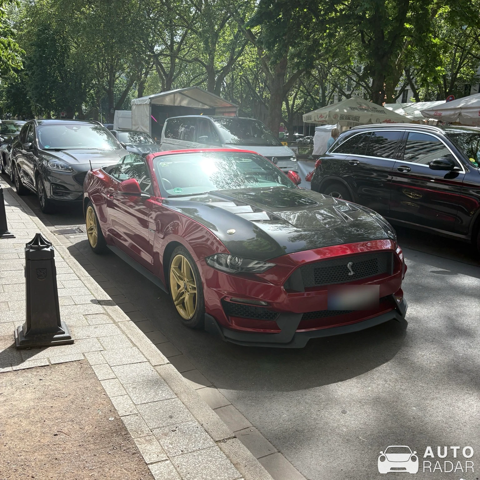 Ford Mustang Shelby GT350 Convertible spotted in Düsseldorf