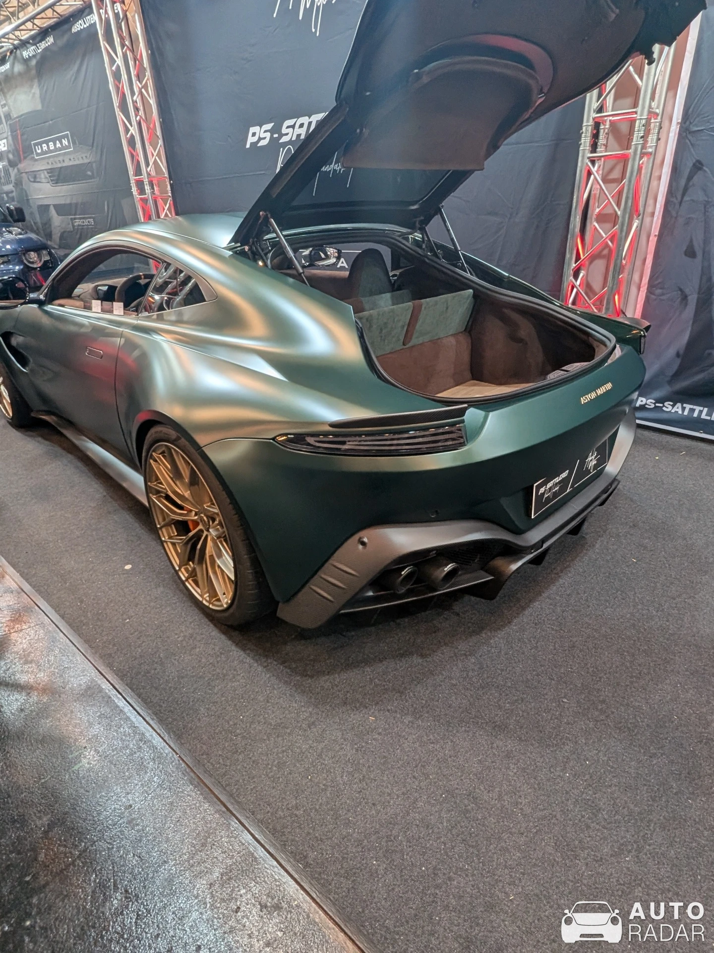 Aston Martin V8 spotted in Essen