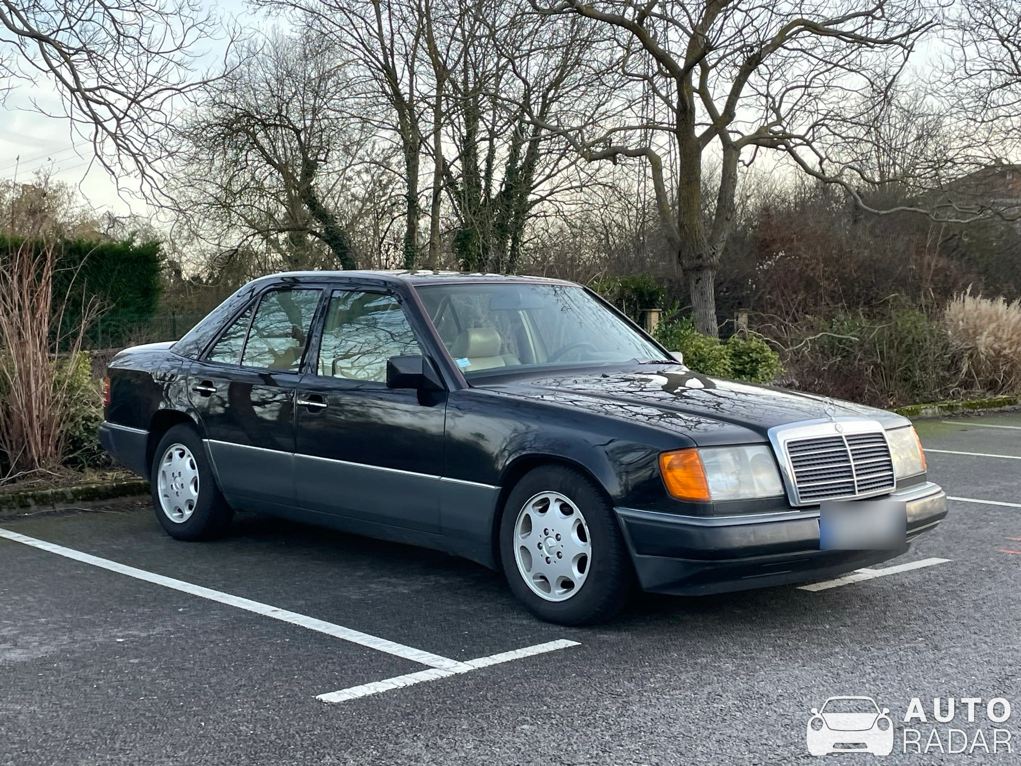 Mercedes-Benz E-Klasse W124 spotted in Toul, France