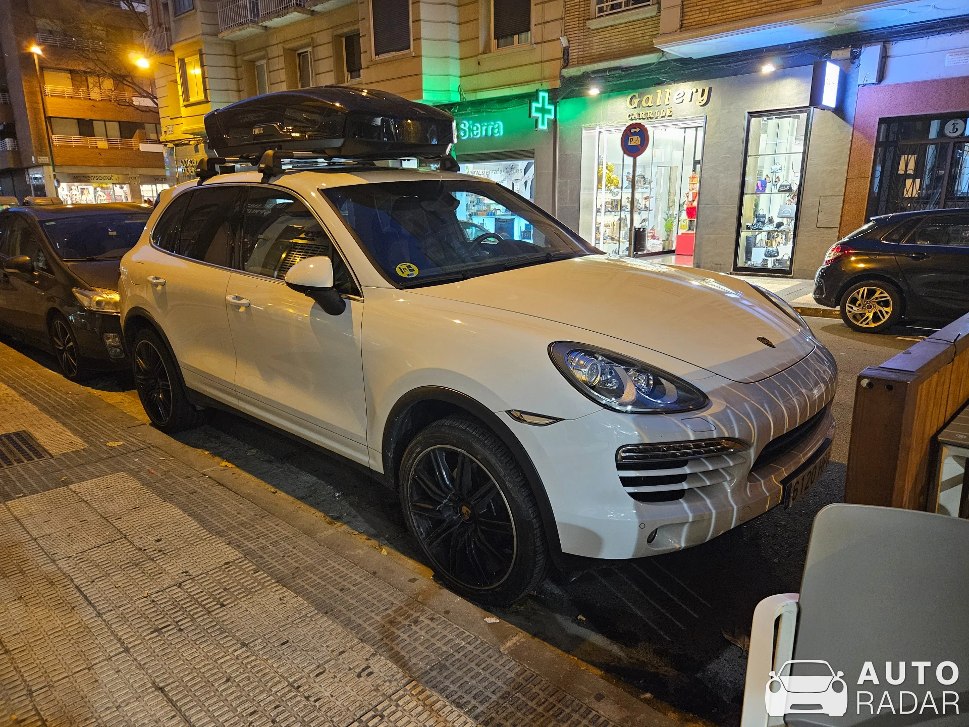 Porsche Cayenne spotted in Zaragoza, España