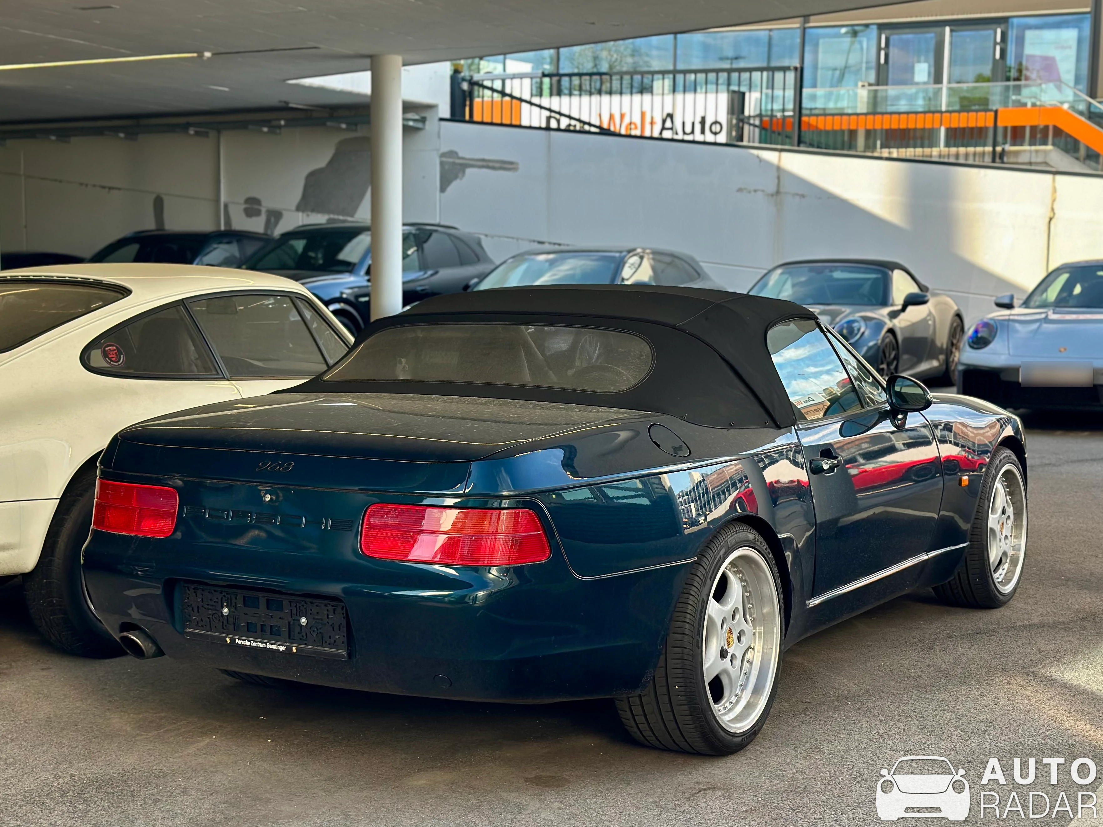 Porsche 968 Cabriolet spotted in Wien