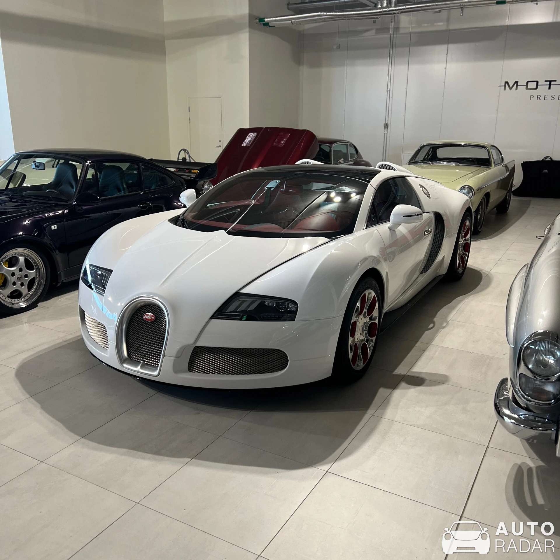 Bugatti Veyron 16.4 Grand Sport Wei Long 2012 spotted in Uppsala län, Швеція