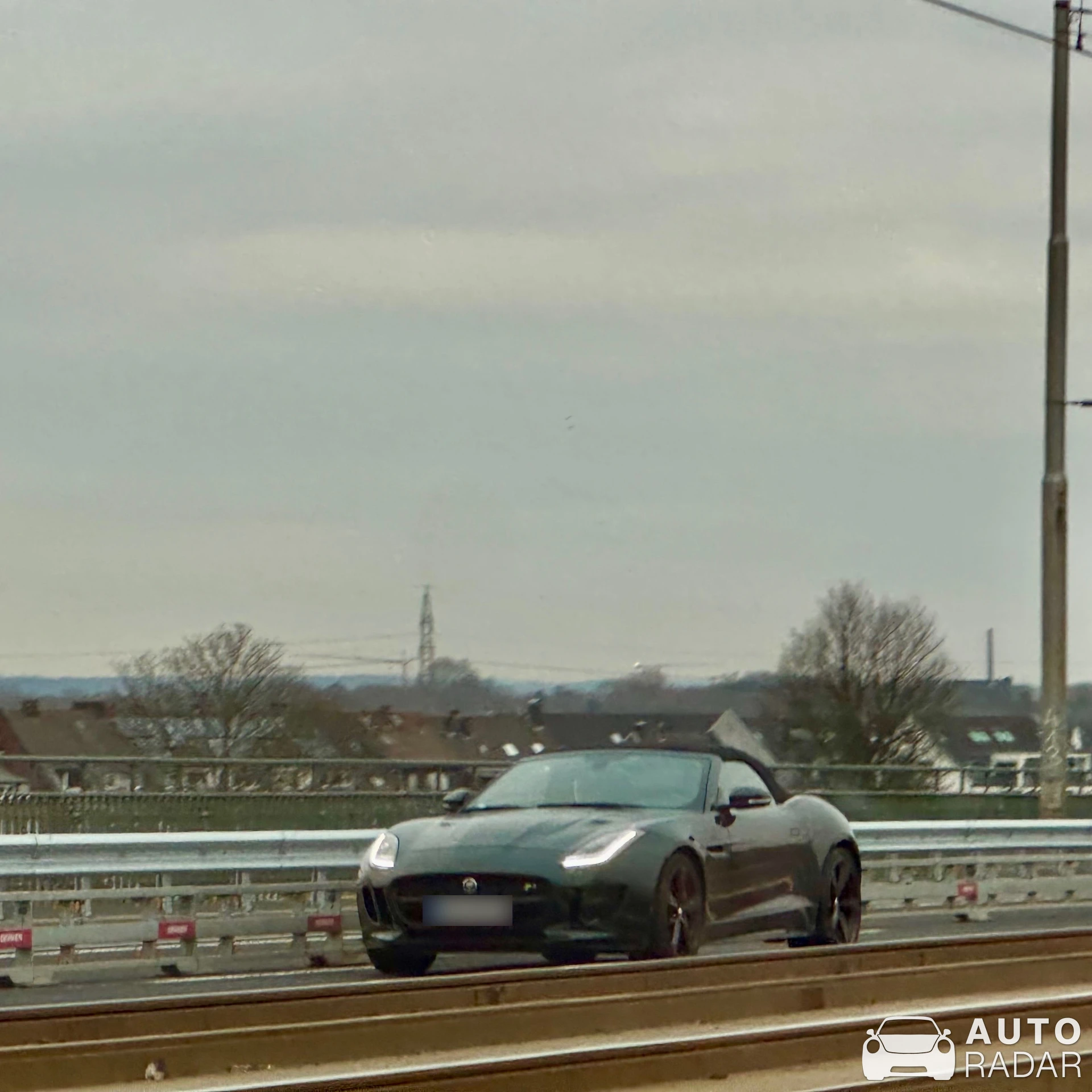 Jaguar F-Type R Convertible 2017 spotted in Düsseldorf
