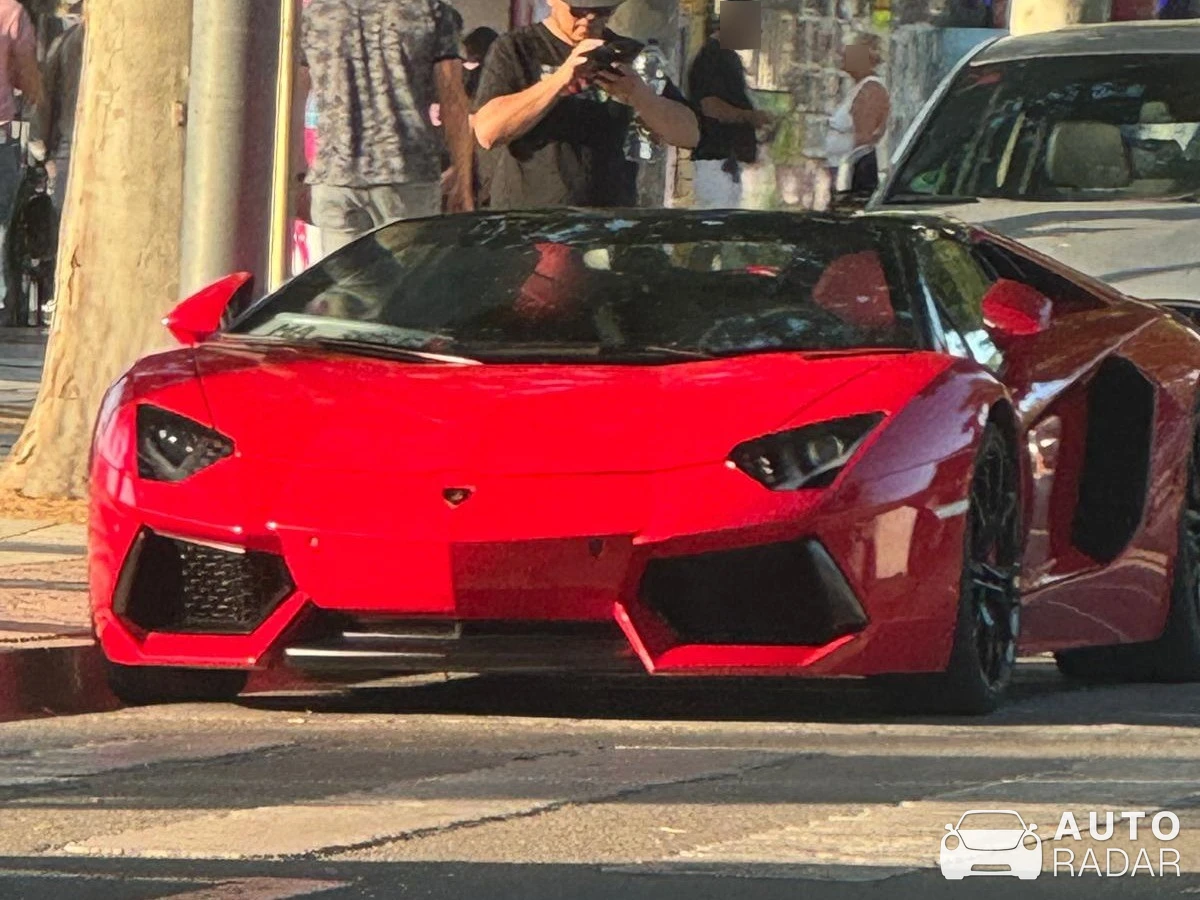 Lamborghini Aventador LP700-4 Roadster spotted in Platja d'Aro, España