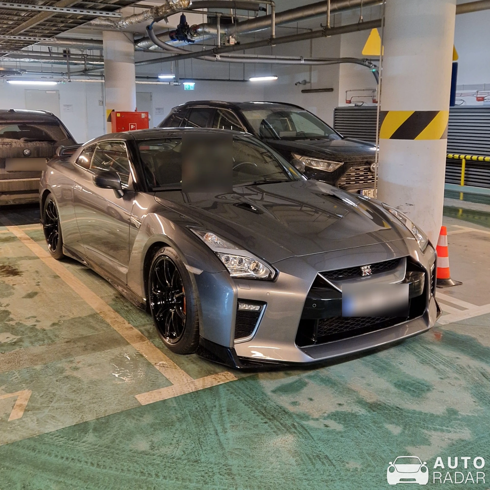 Nissan GT-R R35 spotted in Warszawa, Poland