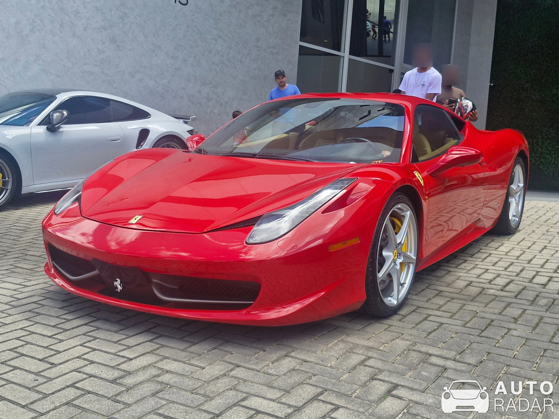 Ferrari 458 Italia spotted in Belo Horizonte, Brazil