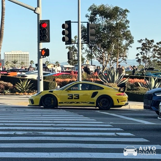 Porsche 991 GT3 RS MkII spotted in Manhattan Beach, United States