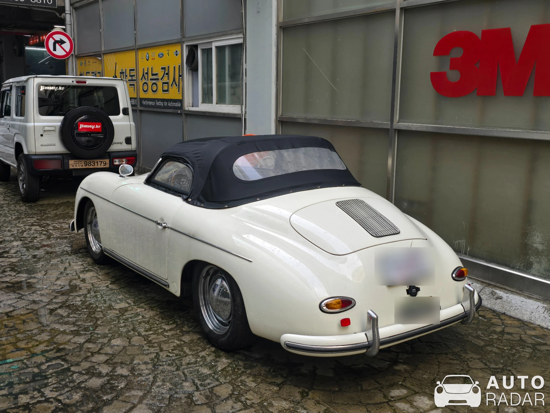Porsche 356 Replica spotted in Seoul