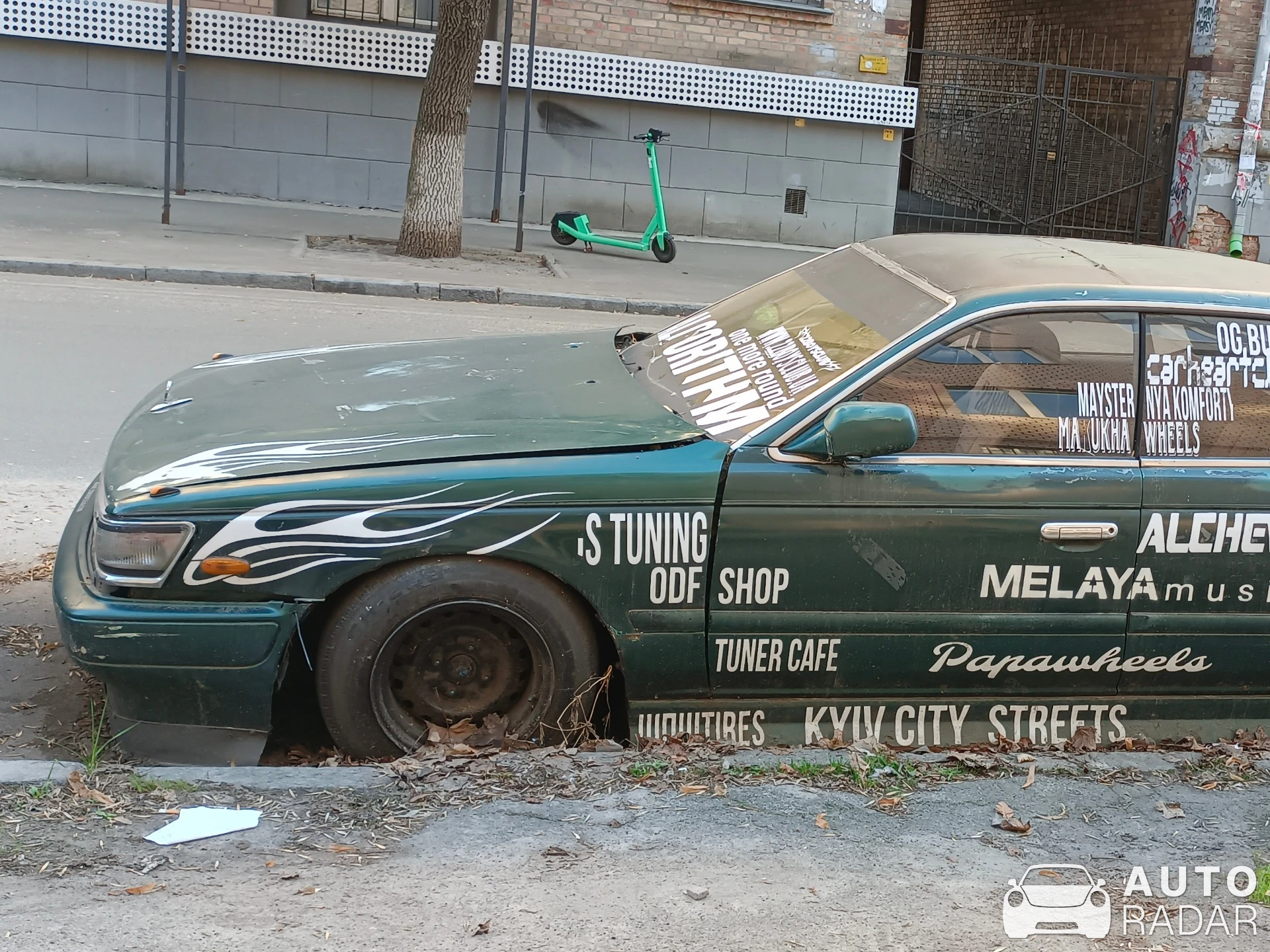Nissan Laurel spotted in Kyiv