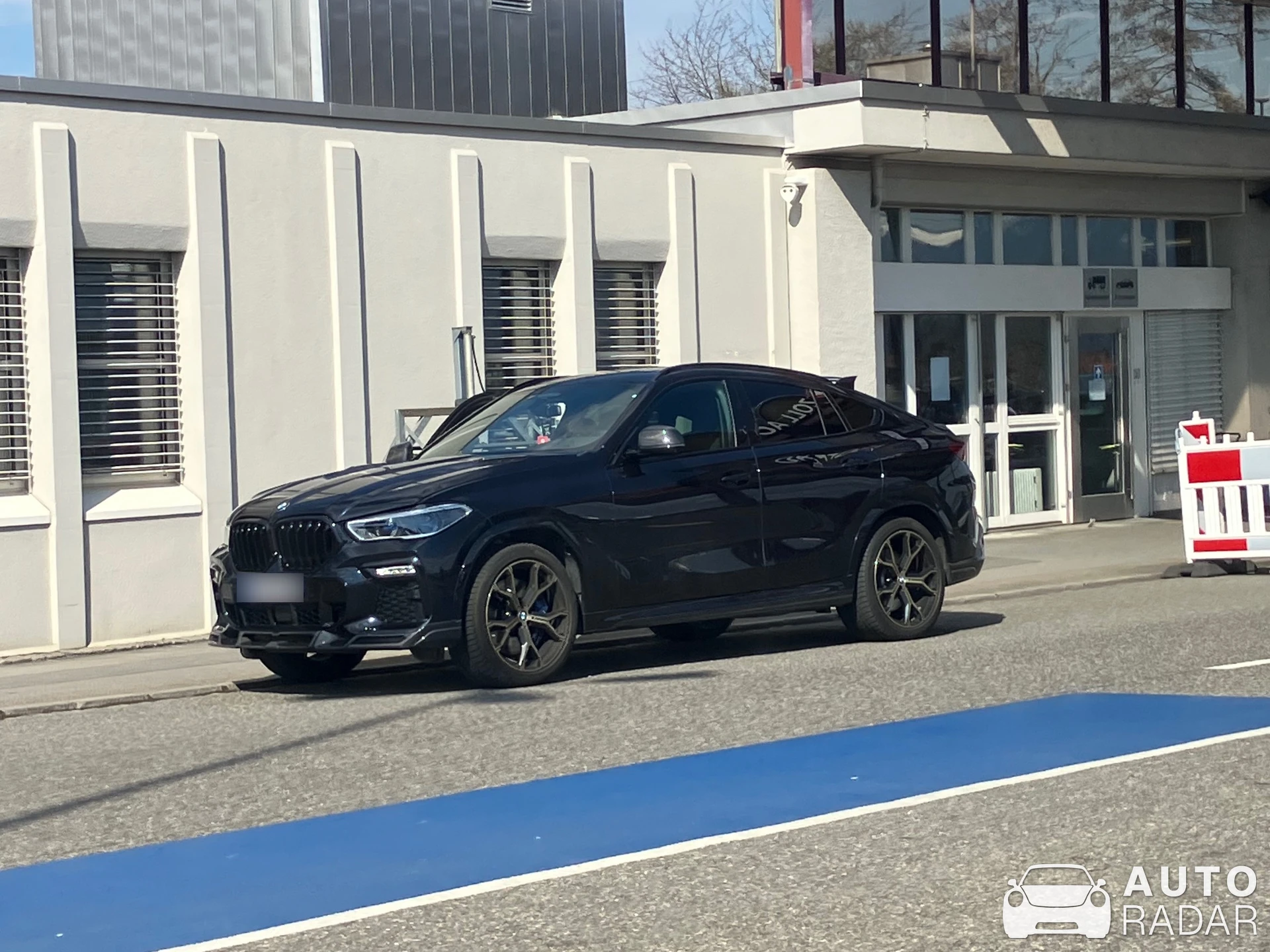 BMW X6 M F96 spotted in Au