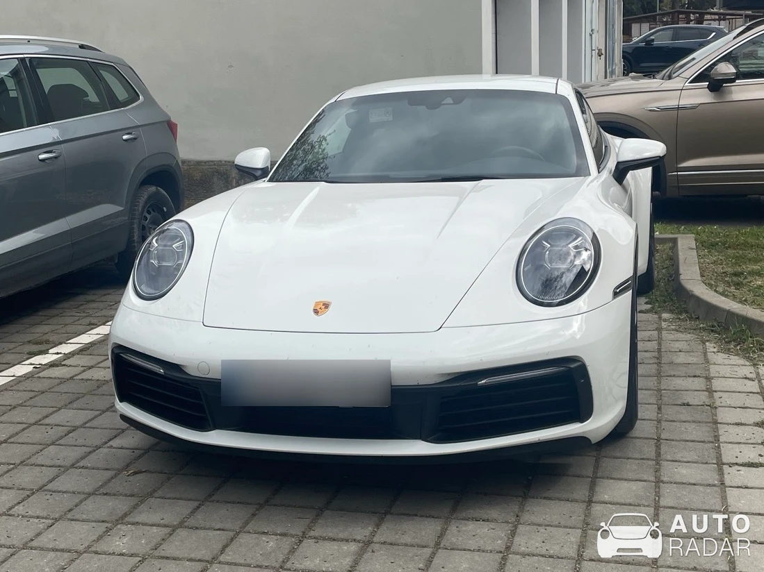 Porsche 992 Carrera MkI spotted in Lovčica - Trubín