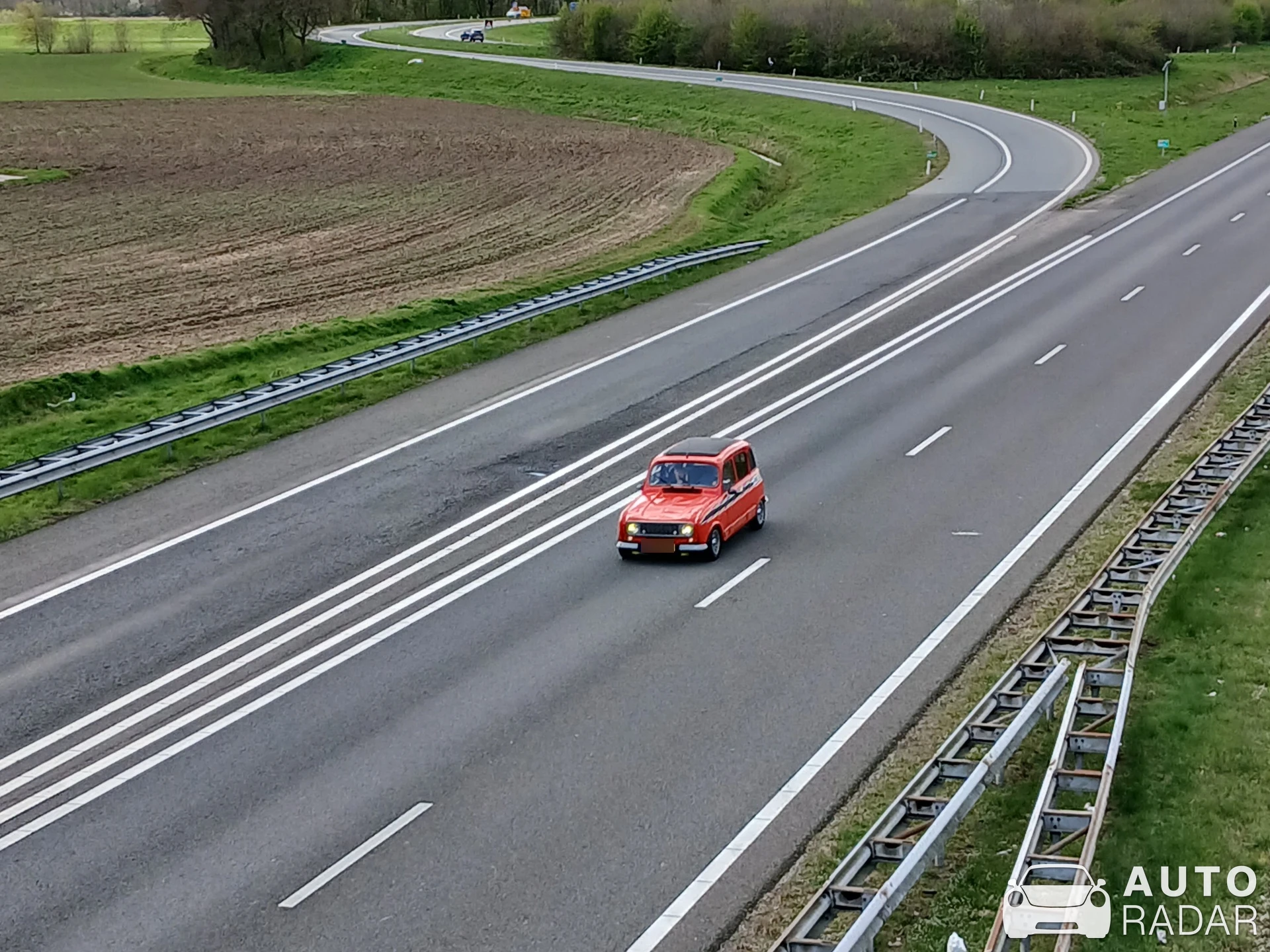 Renault 4 GTL spotted in Doetinchem