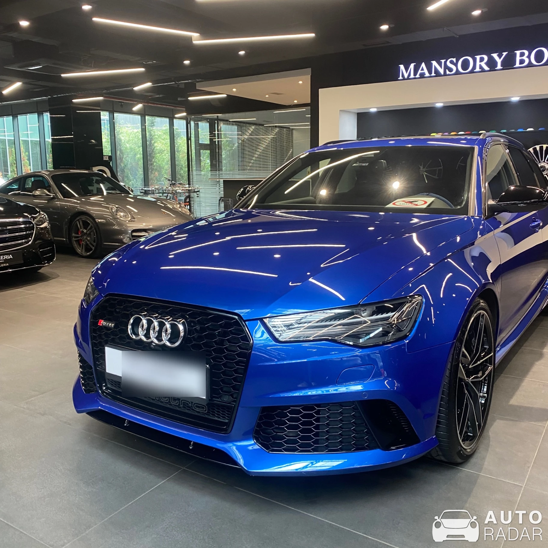Audi RS6 Avant C7 spotted in Şişli, Türkiye