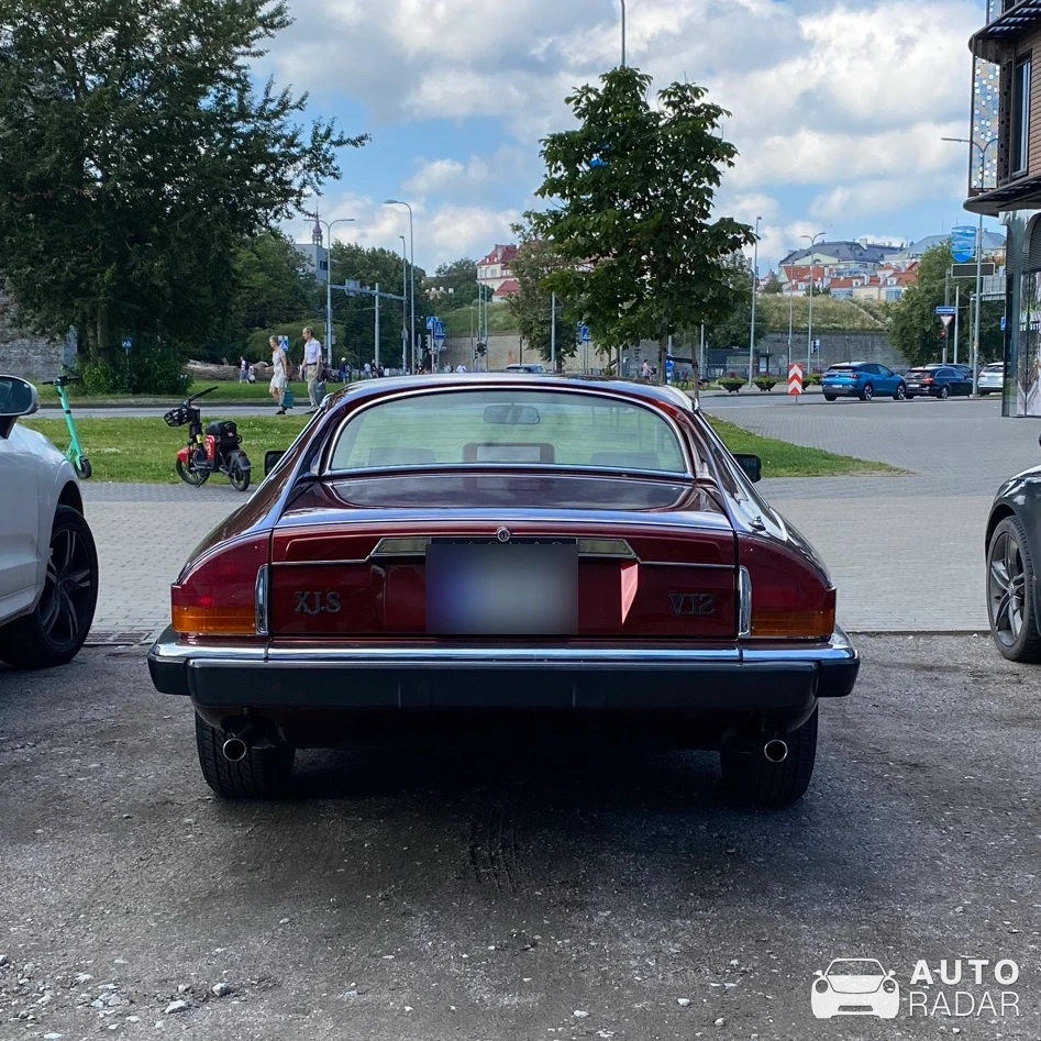 Jaguar XJS V12 TWR Sport spotted in Tallinn, Estonia