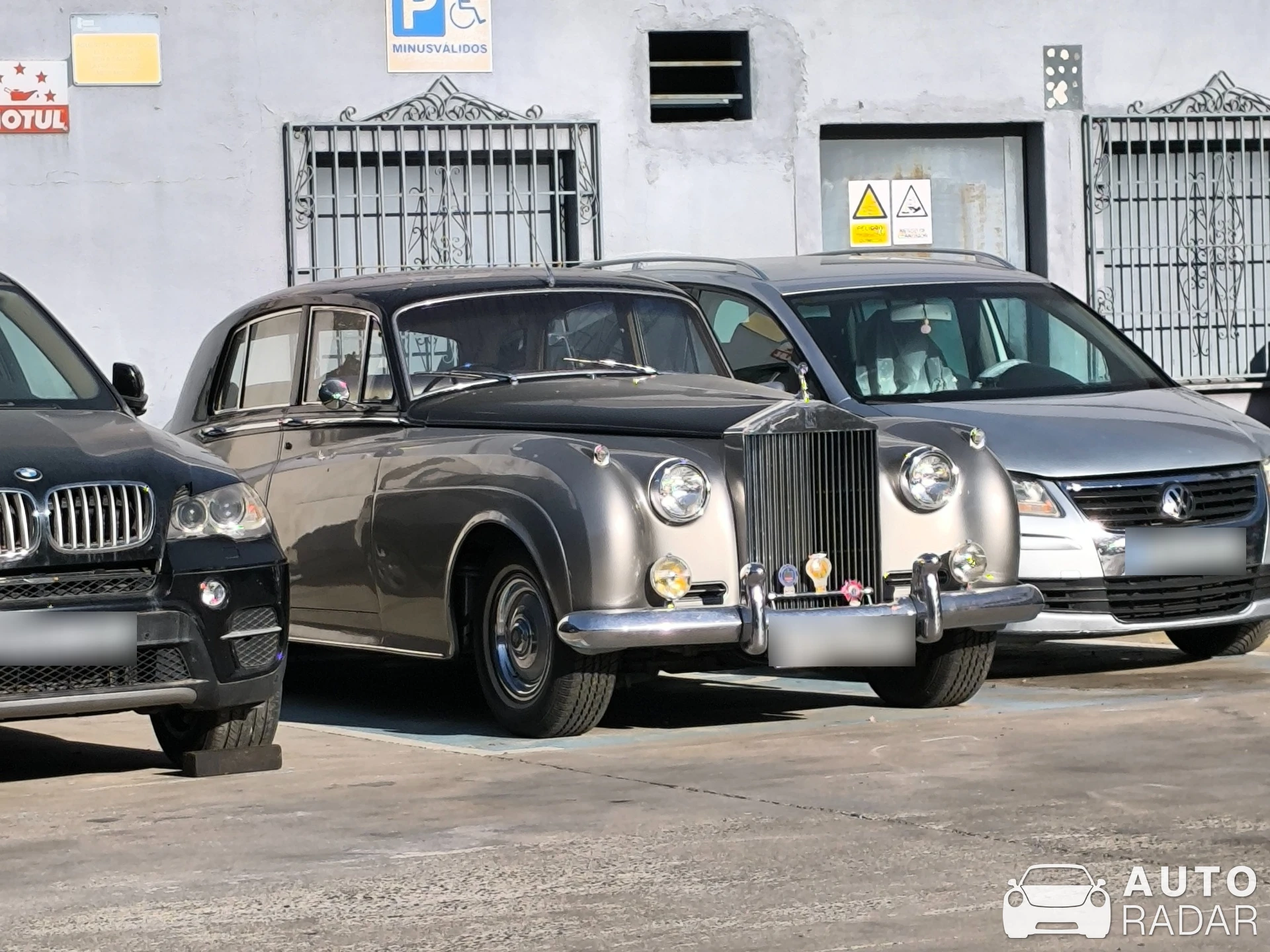 Rolls-Royce Silver Cloud spotted in El Campello