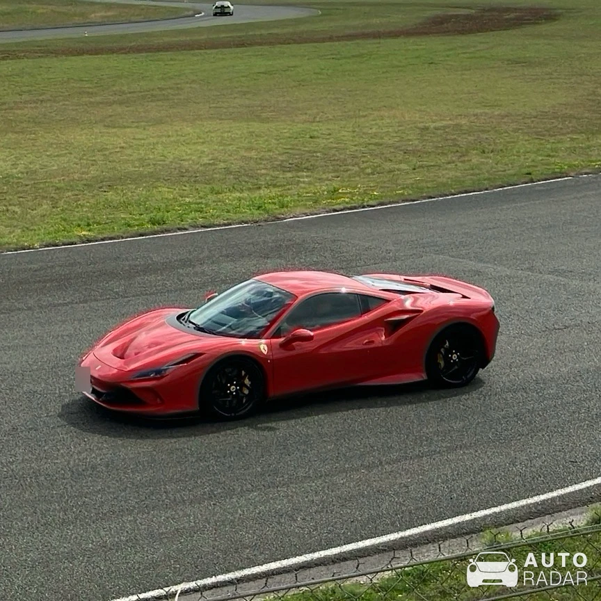 Ferrari F8 Tributo spotted in Abbeville