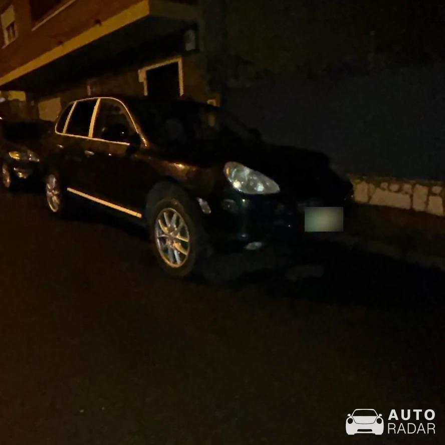 Porsche Cayenne spotted in Villaquilambre, España