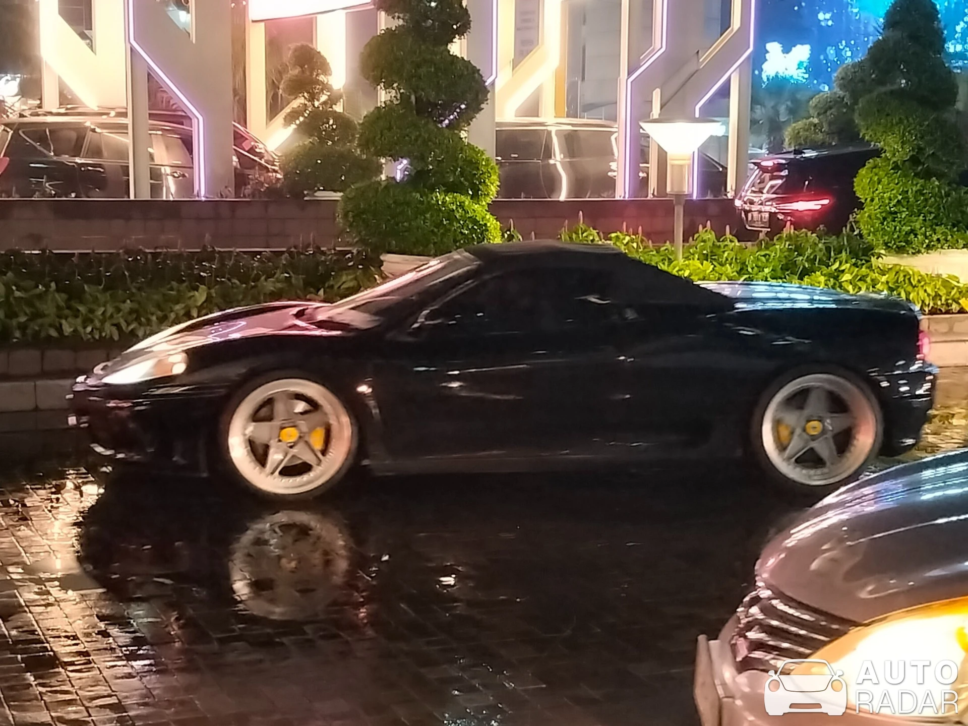 Ferrari 360 Spider spotted in Kota Jakarta Pusat, Indonesia