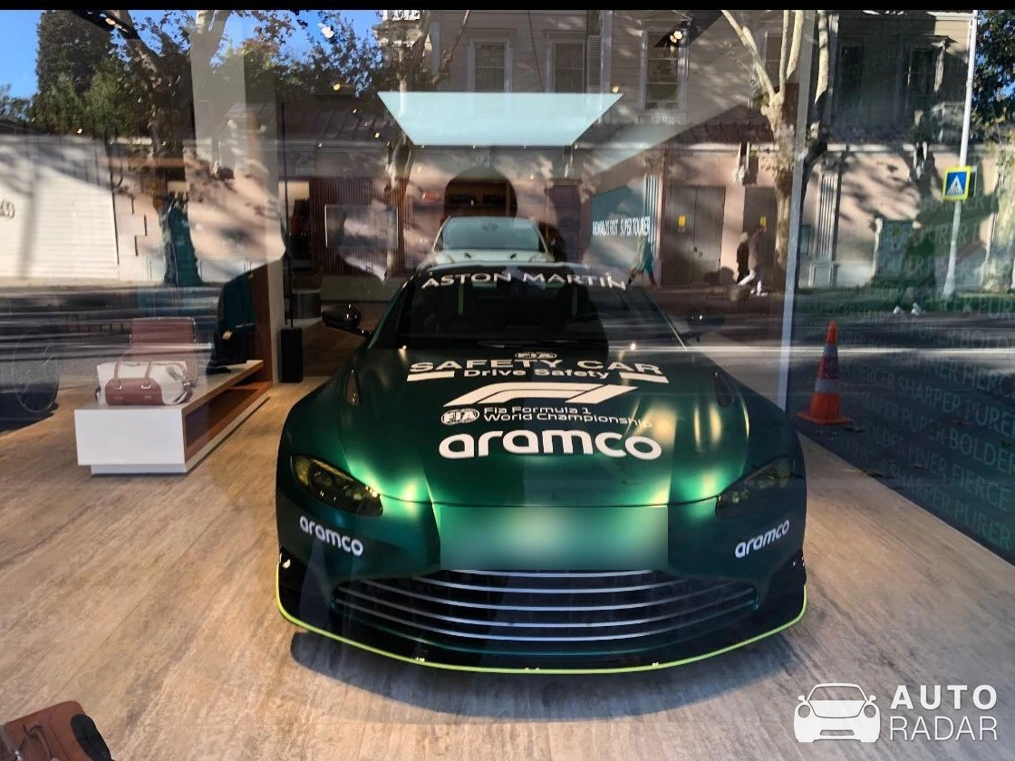 Aston Martin Vantage F1 Safety Car spotted in Sarıyer, Türkiye