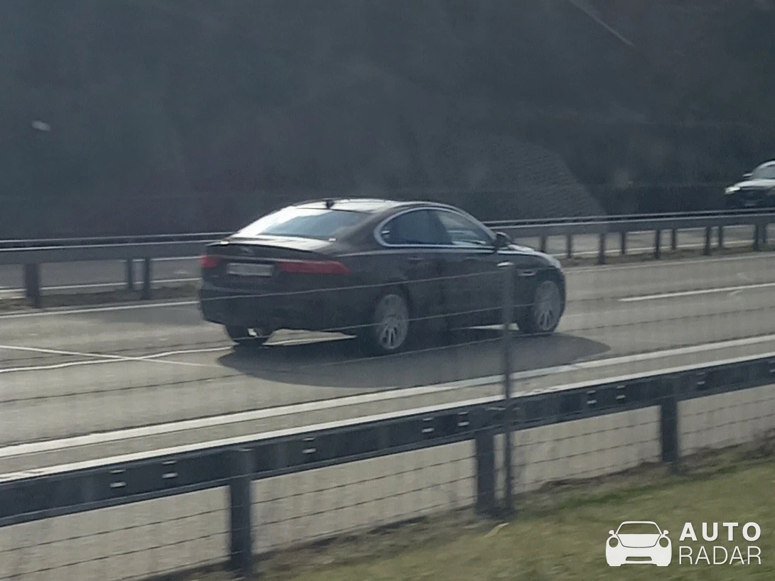 Jaguar XF LWB spotted in Agriswil