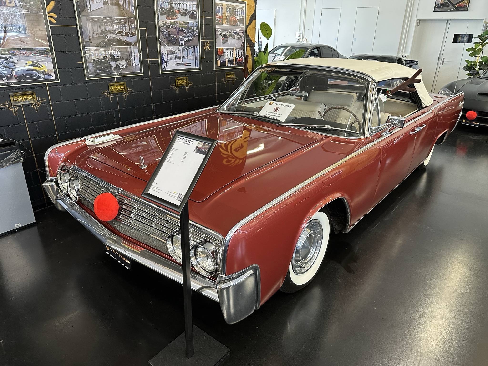 Lincoln Continental Convertible